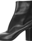 Maison Margiela Womens Tabi Boots In Black