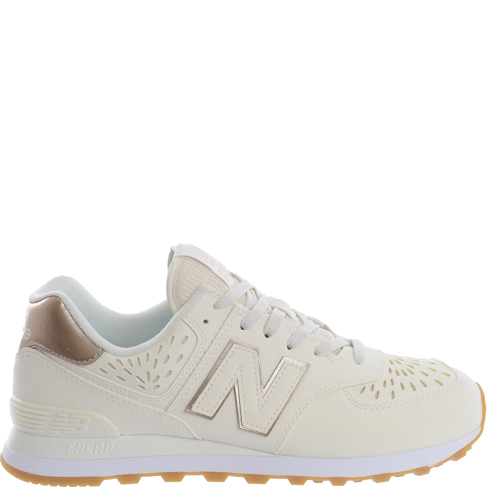 New balance shop sale uk