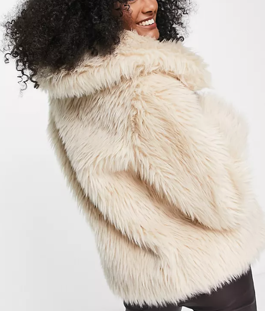 Short 2025 fluffy coat