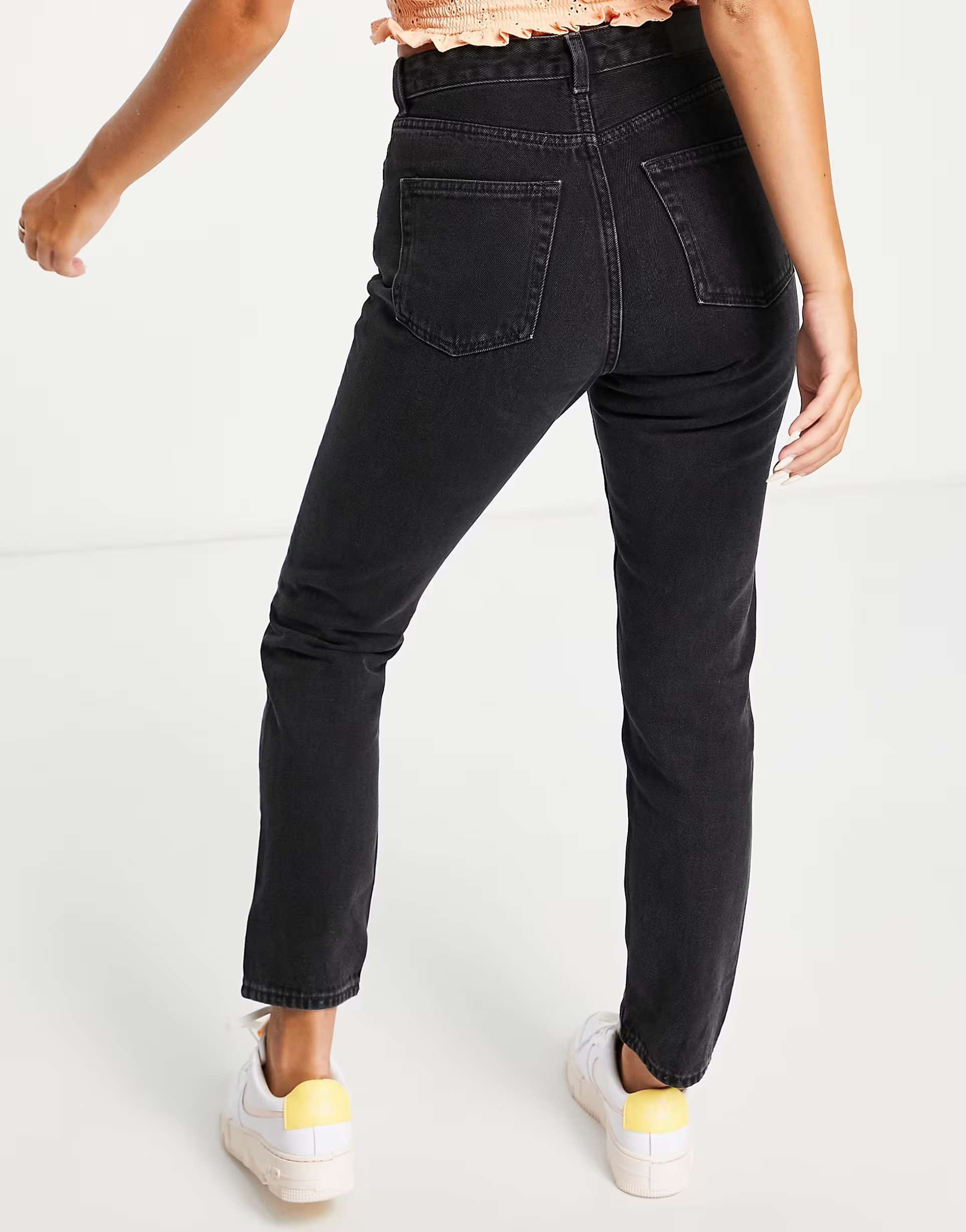 Monki Womens Kimomo High Waist Mom Jeans With Cotton in Wash Black