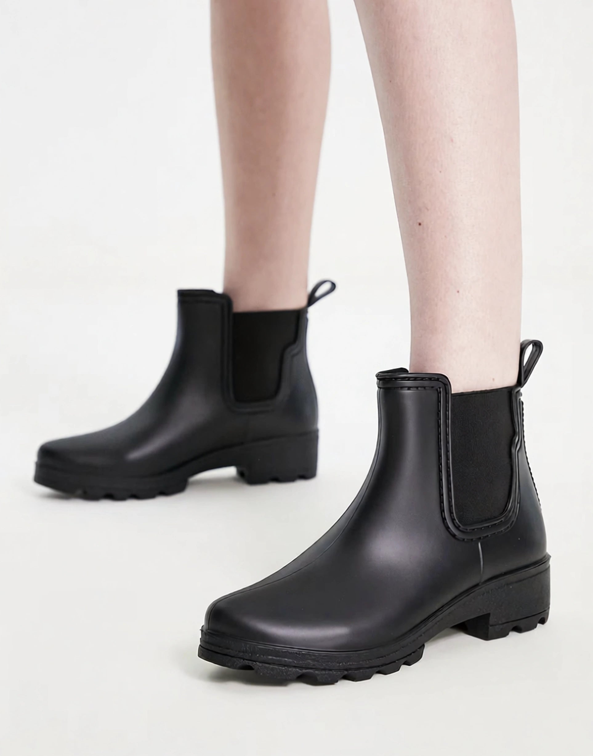 London Rebel Womens Chunky Chelsea Welly in Matte Black