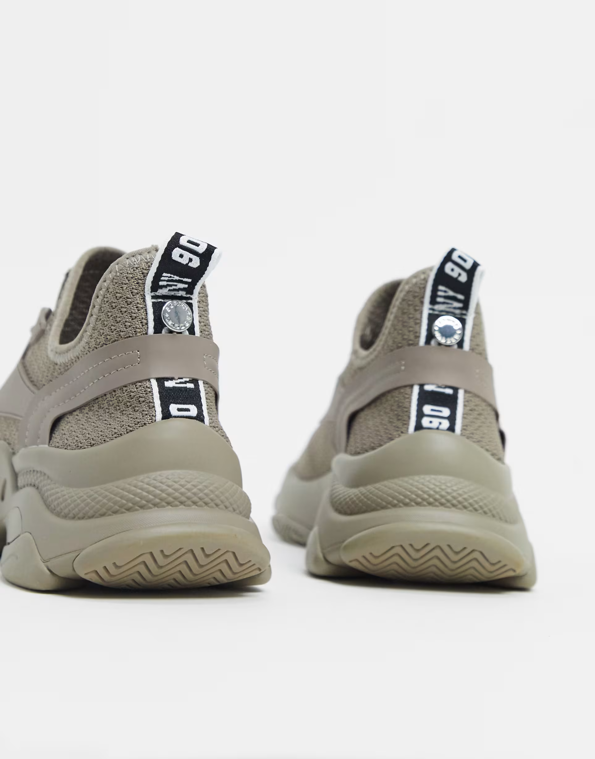 Steve Madden Womens Match Chunky Trainers In Neutral