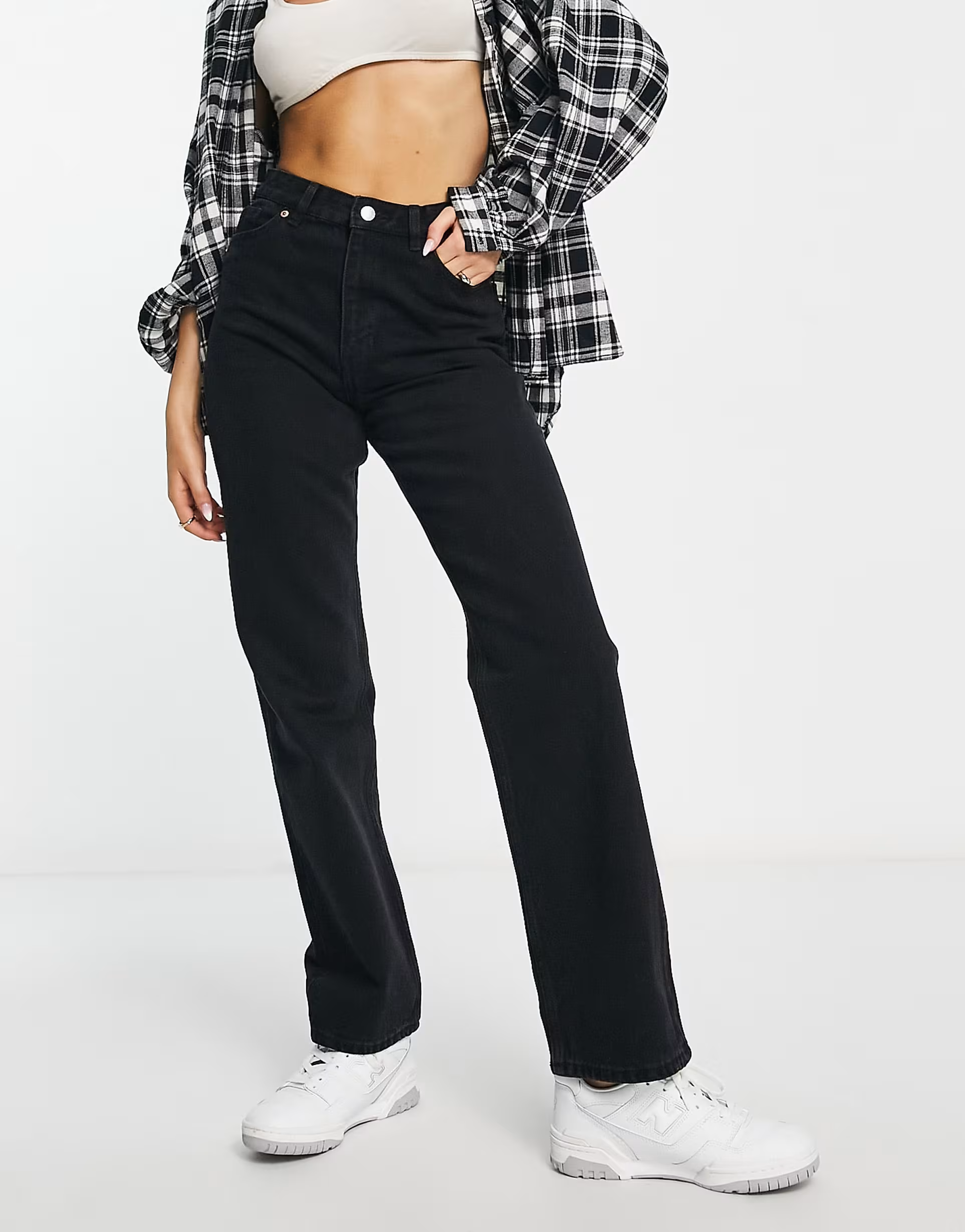 Monki Womens Taiki High Waist Straight Leg Jean in Wash Black