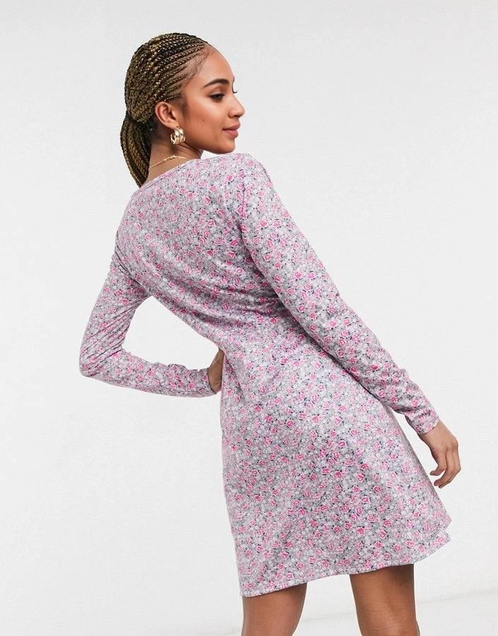 Wednesday's Girl Womens Long Sleeve Mini Dress in Vintage Floral In Purple