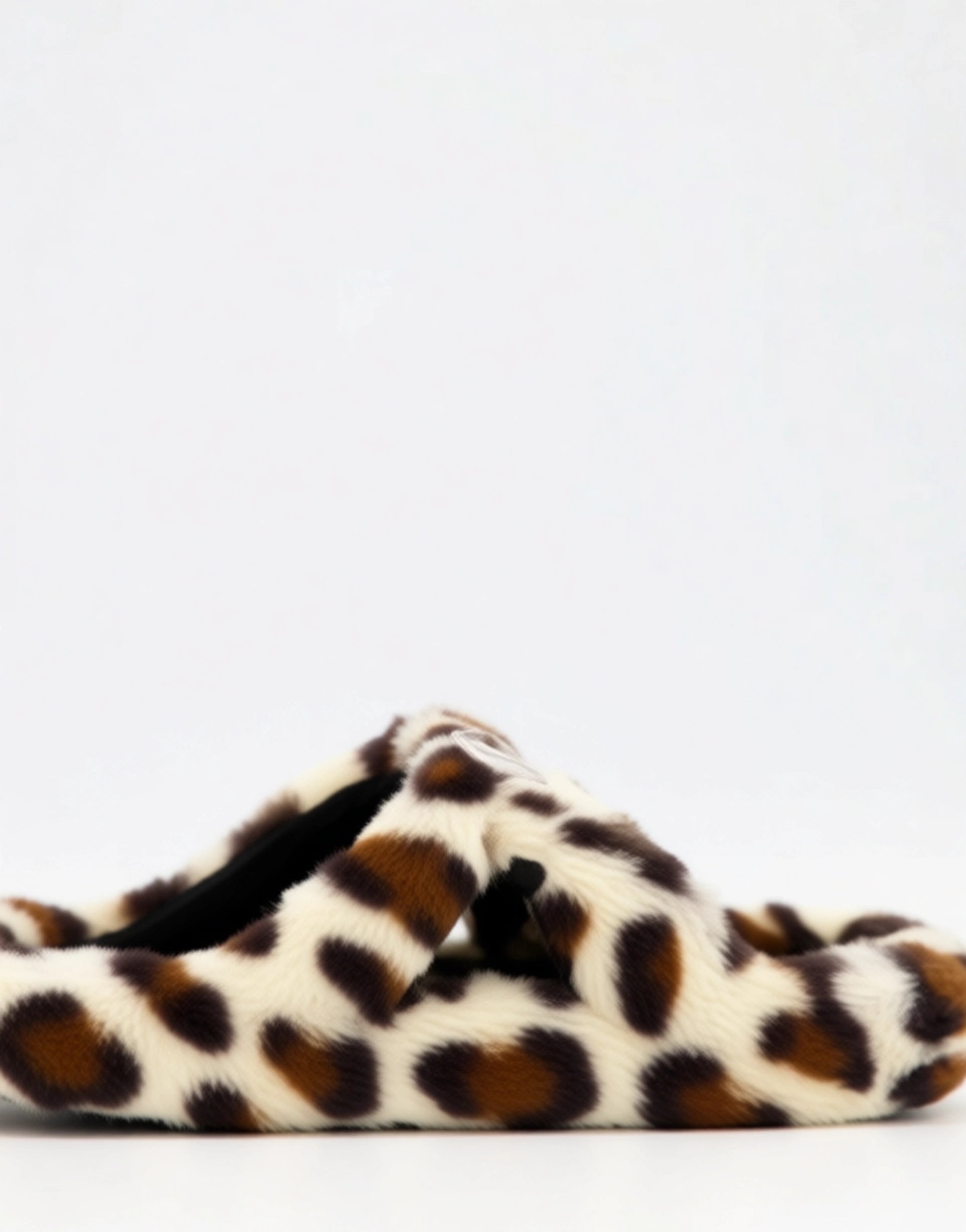 Qupid Womens Double Strap Slippers In Leopard Fur