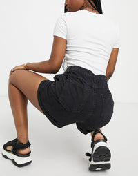 Urban Bliss Exposed Front Button Short In Black