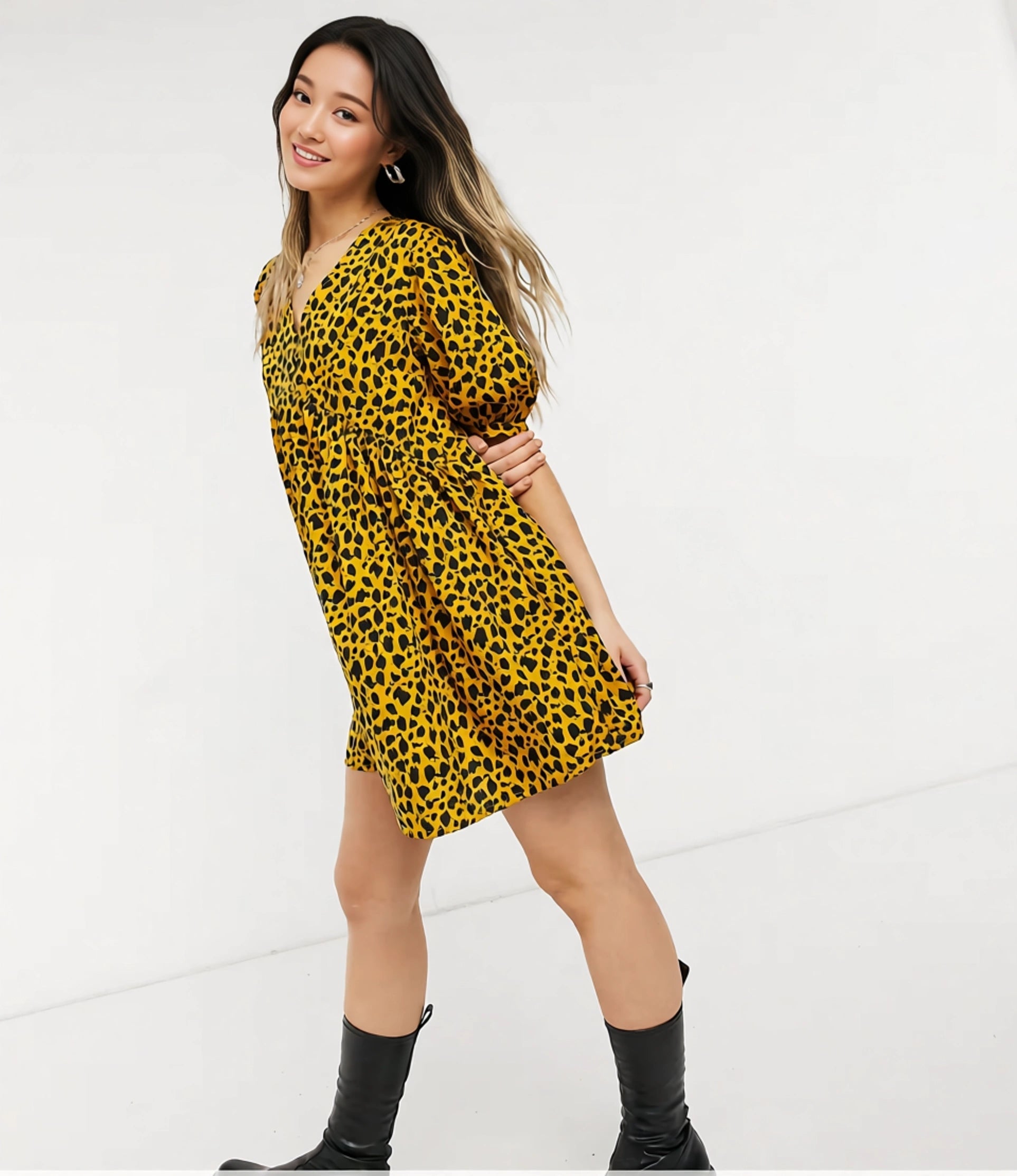 Womens Wednesday'S Girl Mini Smock Dress In Sketchy Animal Print