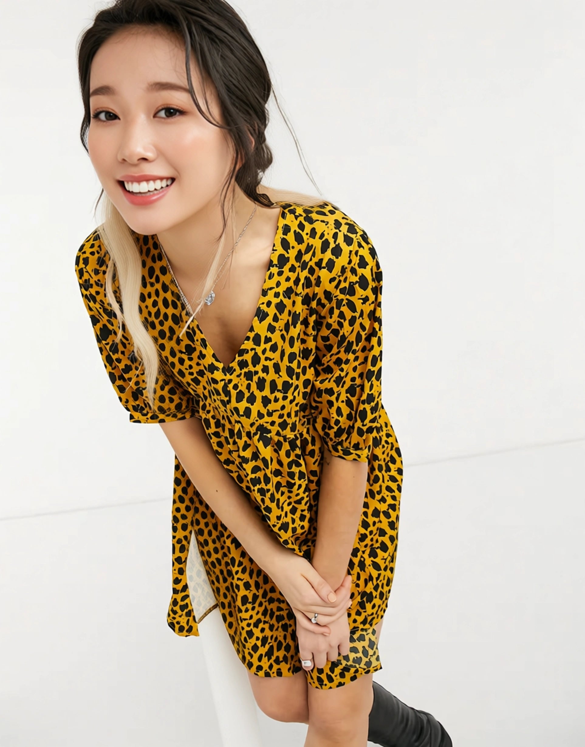Womens Wednesday'S Girl Mini Smock Dress In Sketchy Animal Print