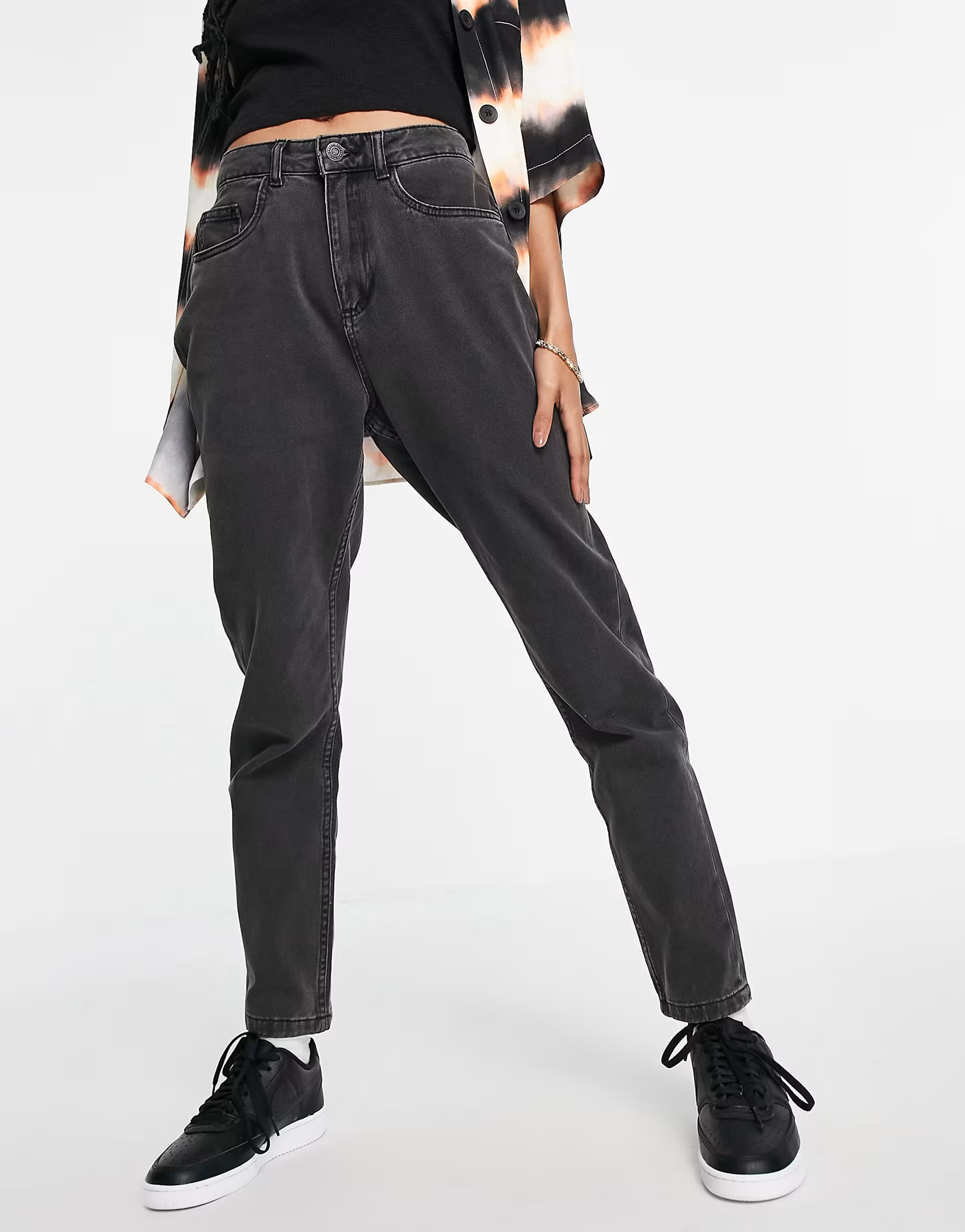 Noisy May Womens Baggy Mom Jeans in Washed Black