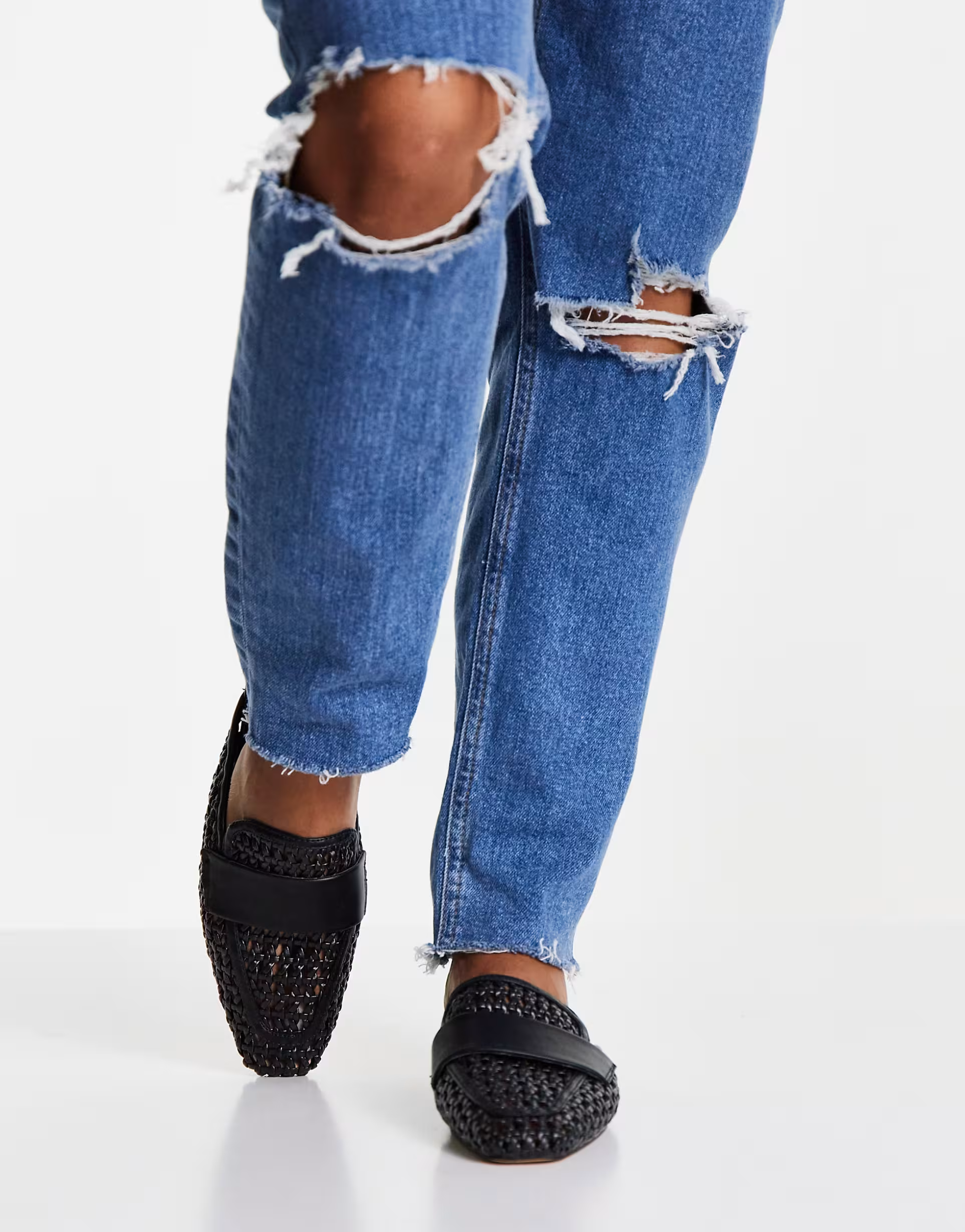 Schuh Latoya woven backless mules in black