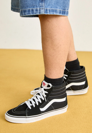 Vans SK8-Hi trainers in black