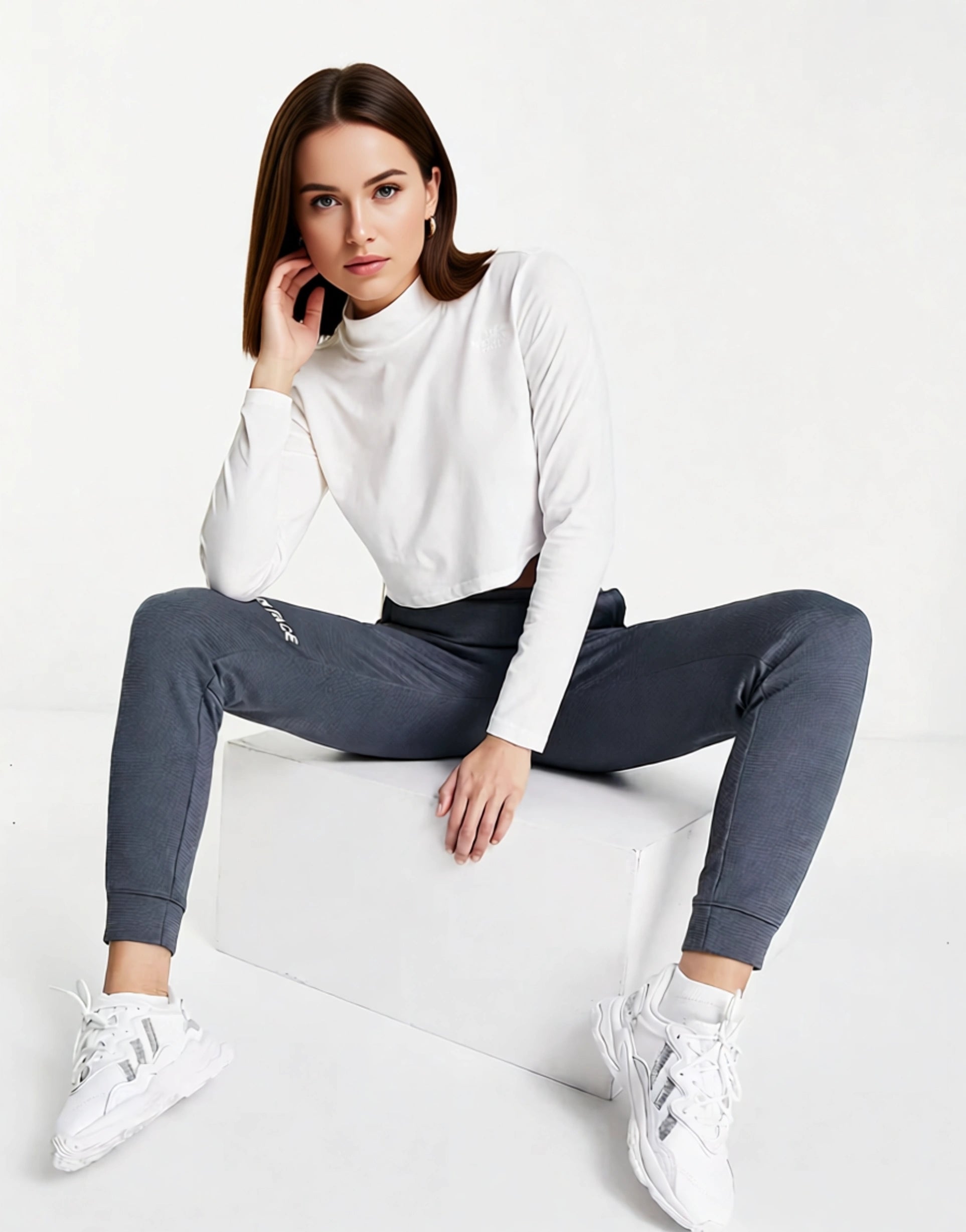 The North Face Womens Nekku Long Sleeve T-Shirt In White