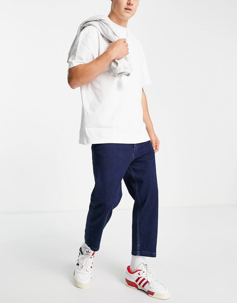 Hugo 338 Relaxed Crop Jeans in Mid Wash