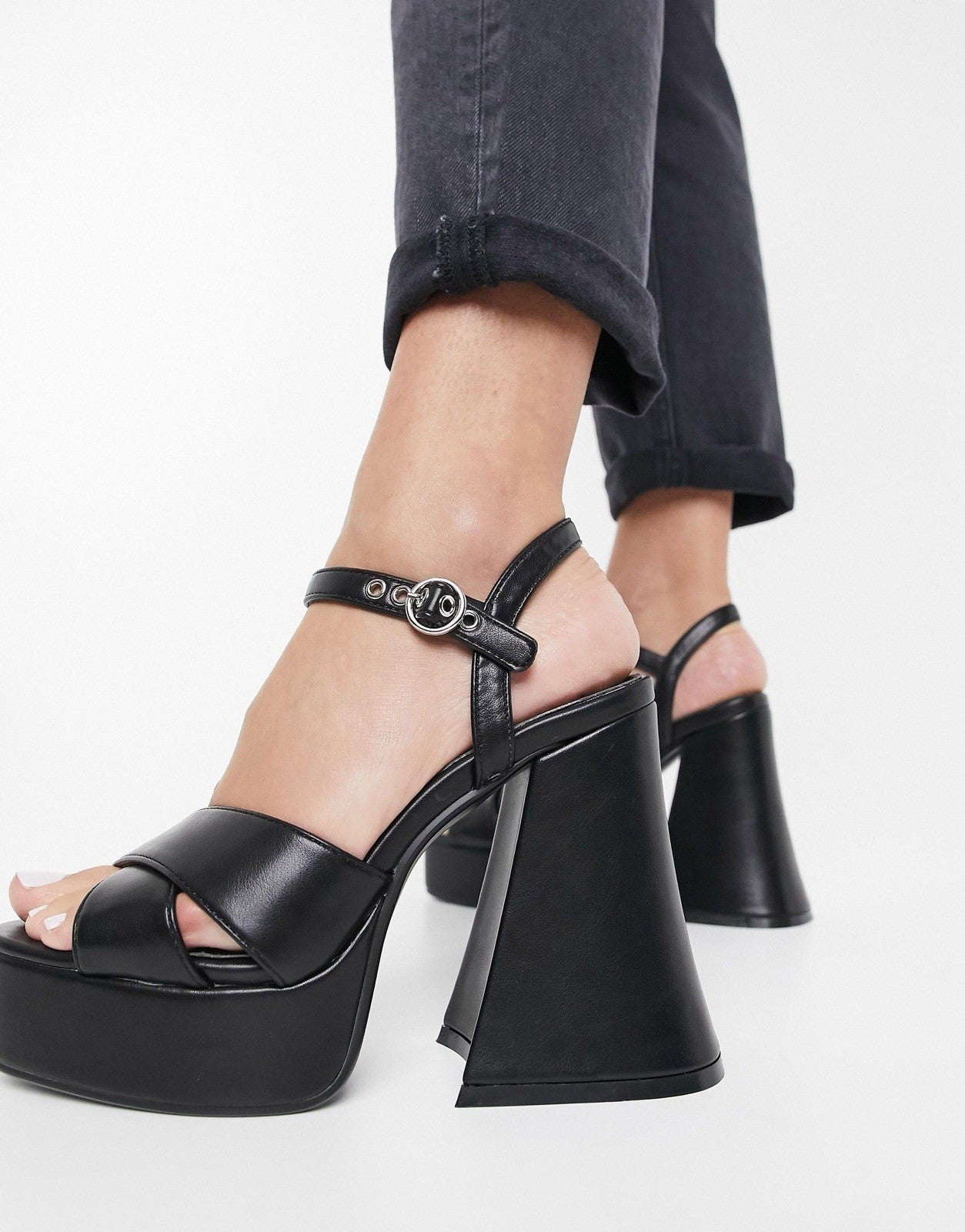 Lamoda flared heel platform sandal in black