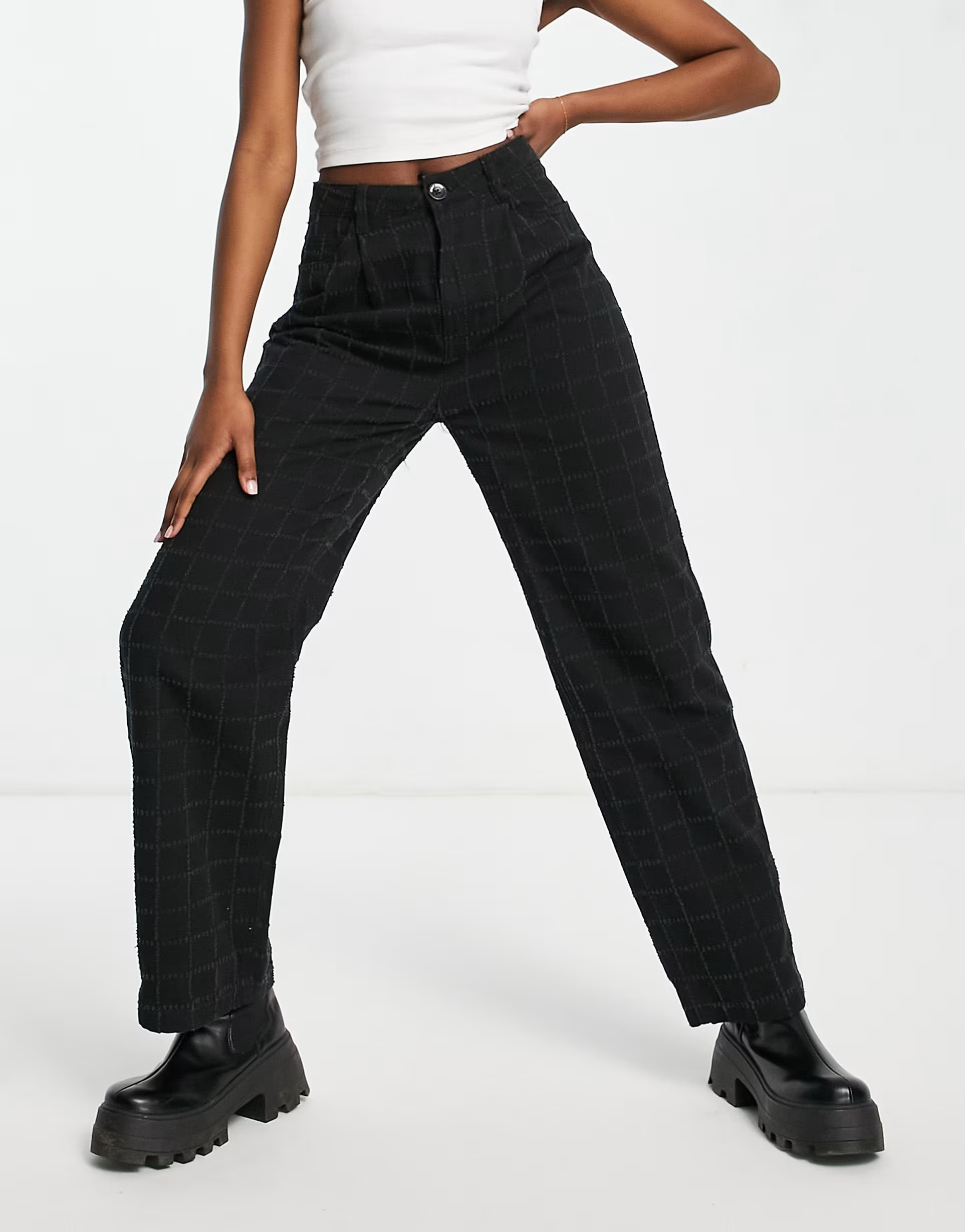 Urban Revivo Womens Mom Jeans in Black Check In Black