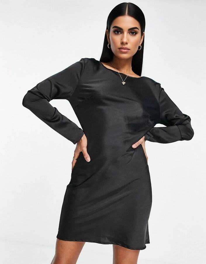 Lola May Womens Chain Back Mini Dress In Black