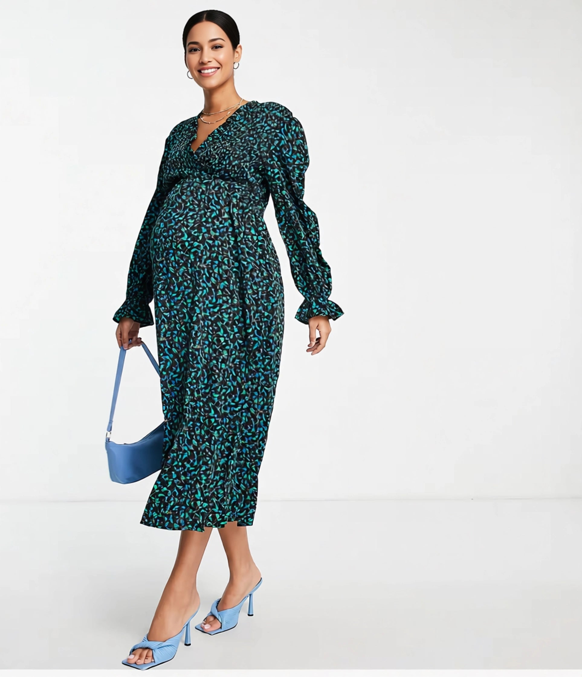 Womens Little Mistress Maternity By Vogue Williams Ditsy Print Long Sleeve Dress In Green