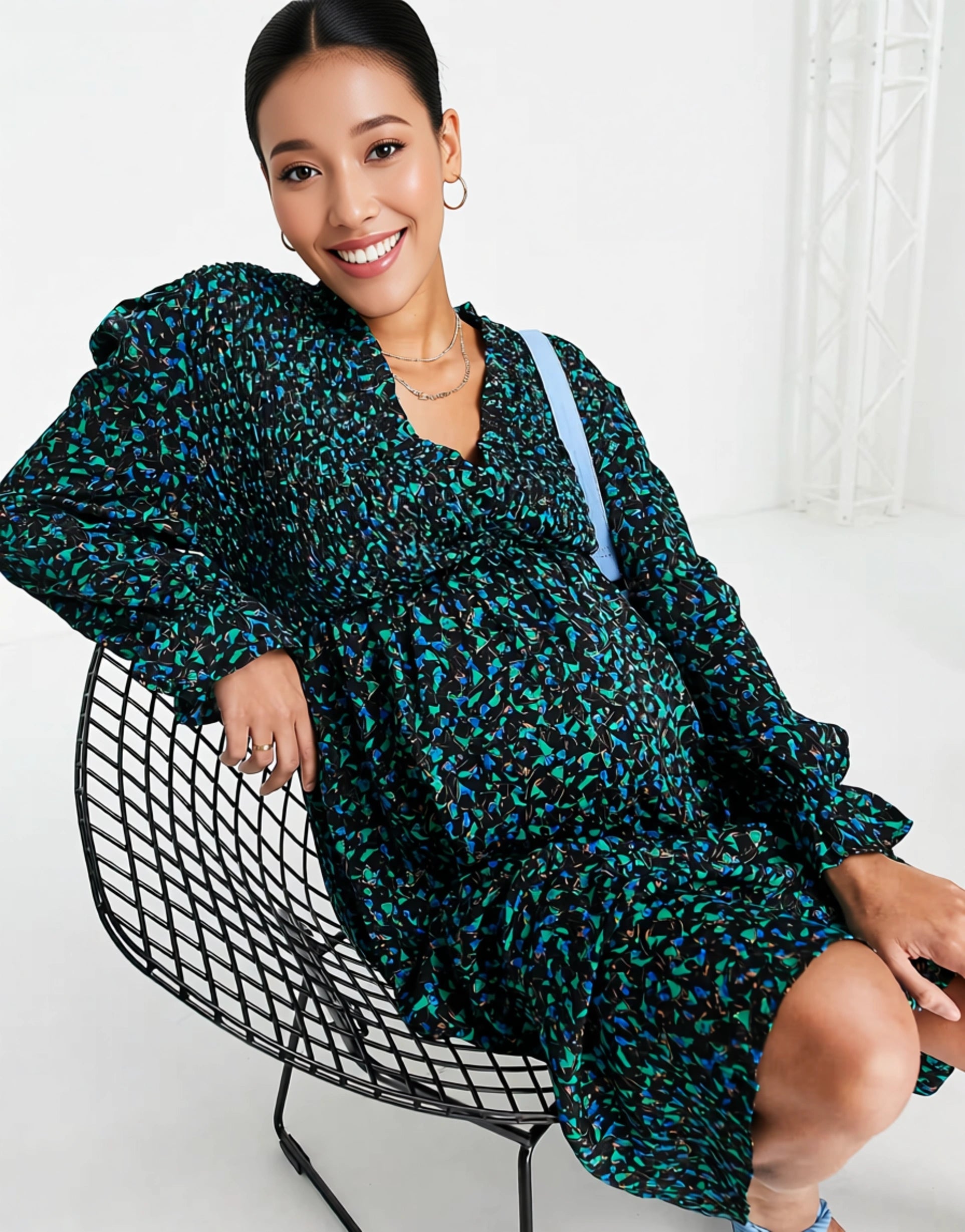 Womens Little Mistress Maternity By Vogue Williams Ditsy Print Long Sleeve Dress In Green