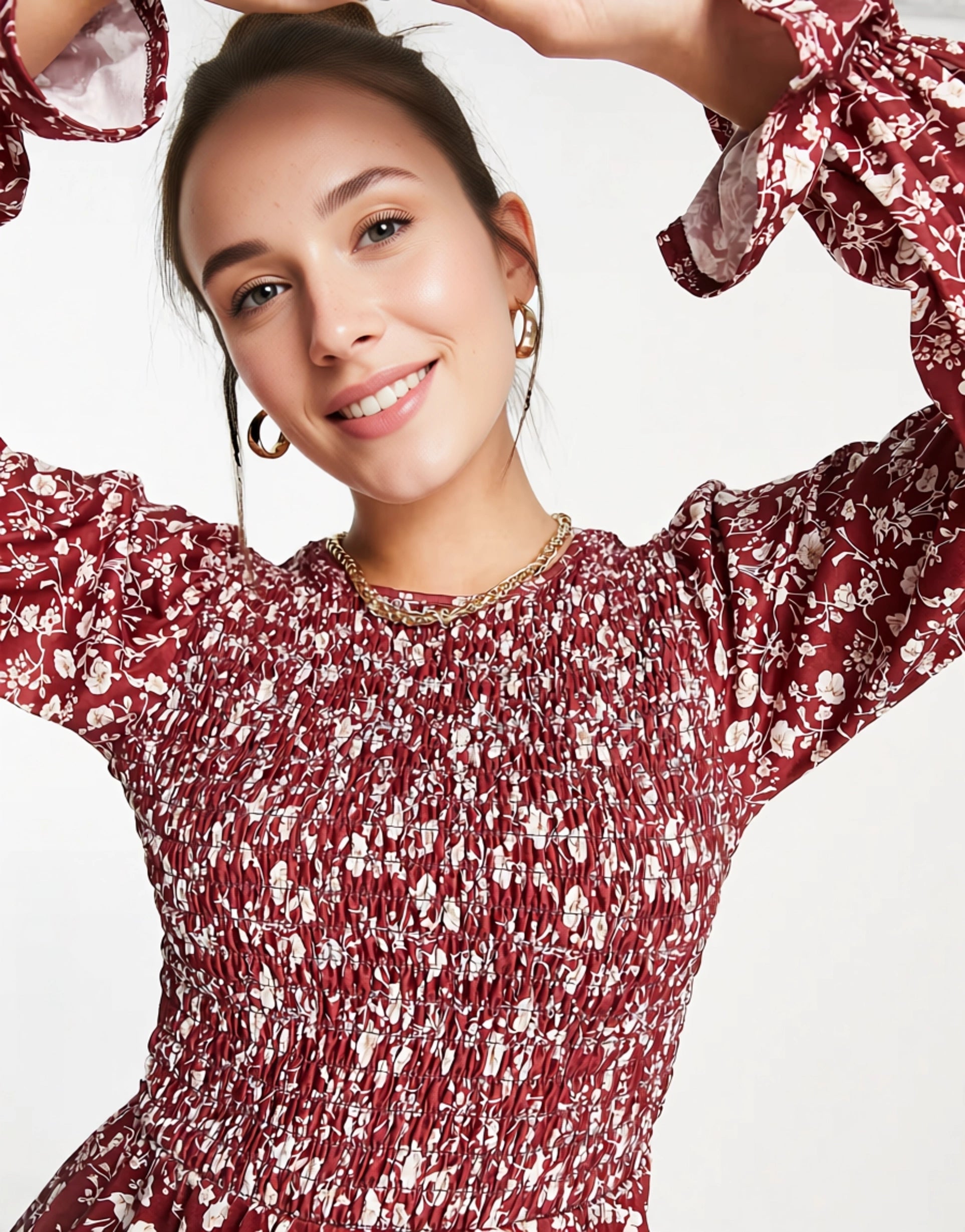 In The Style Womens X Jac Jossa Long Sleeve Frill Hem Mini Dress in Floral Print