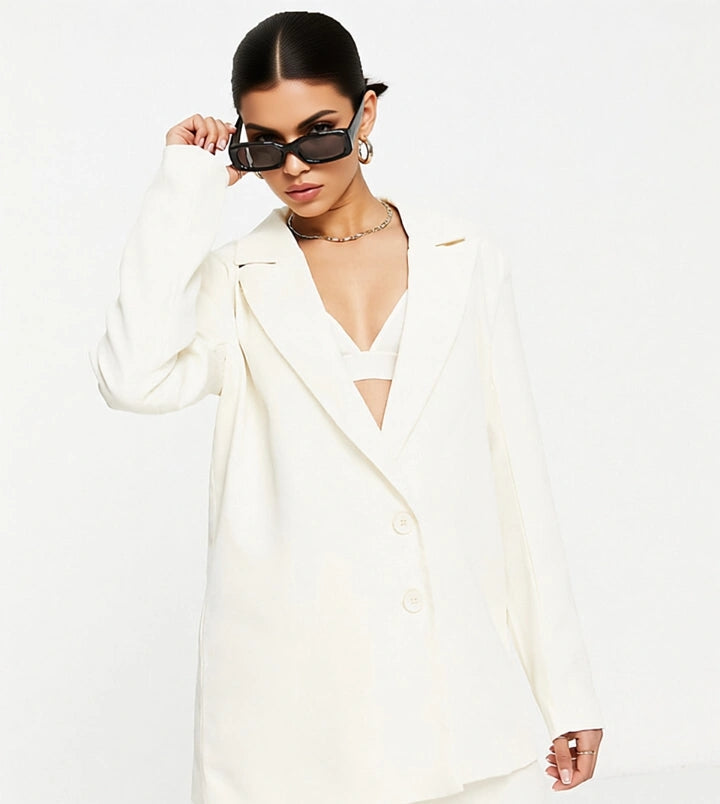 Urban Threads Petite Women's Oversized Blazer Co-Ord in Cream In White