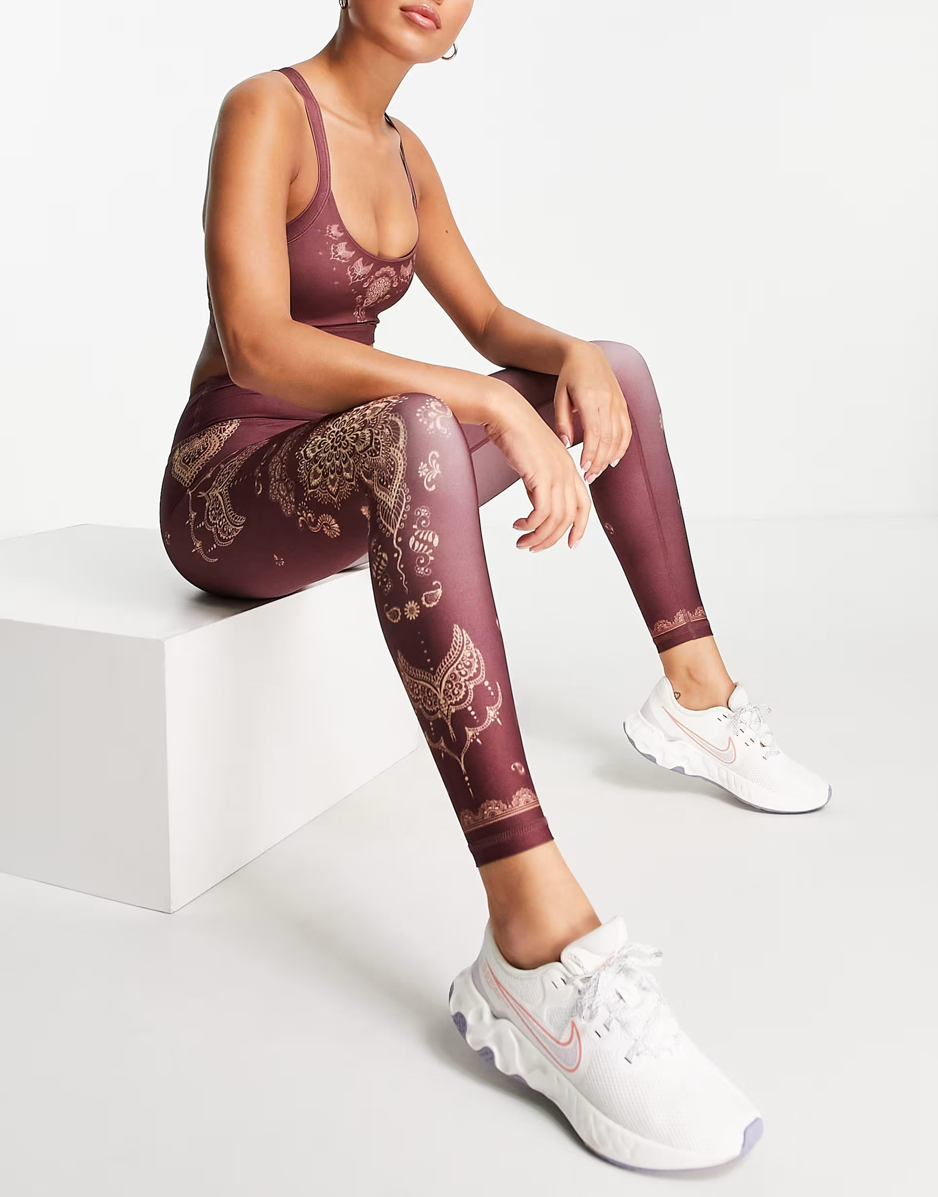 Shambhala Womens Karma Leggings in Burgundy Tapestry Print