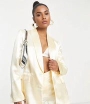 Liquorish Womens Petite Satin Structured Blazer In White