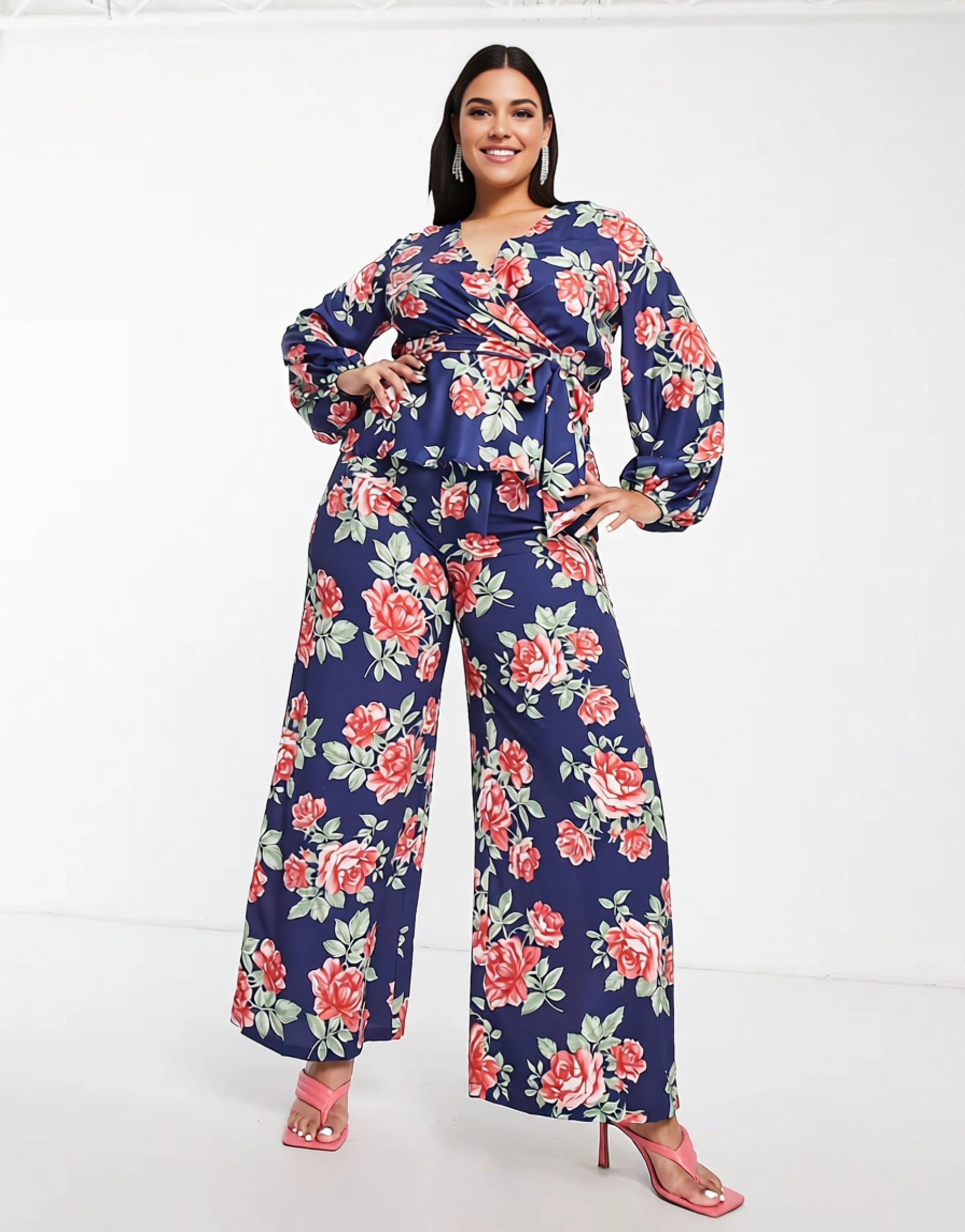 In The Style Plus Womens Jess Millichamp Rose Print Balloon Sleeve Wrap Top In Navy