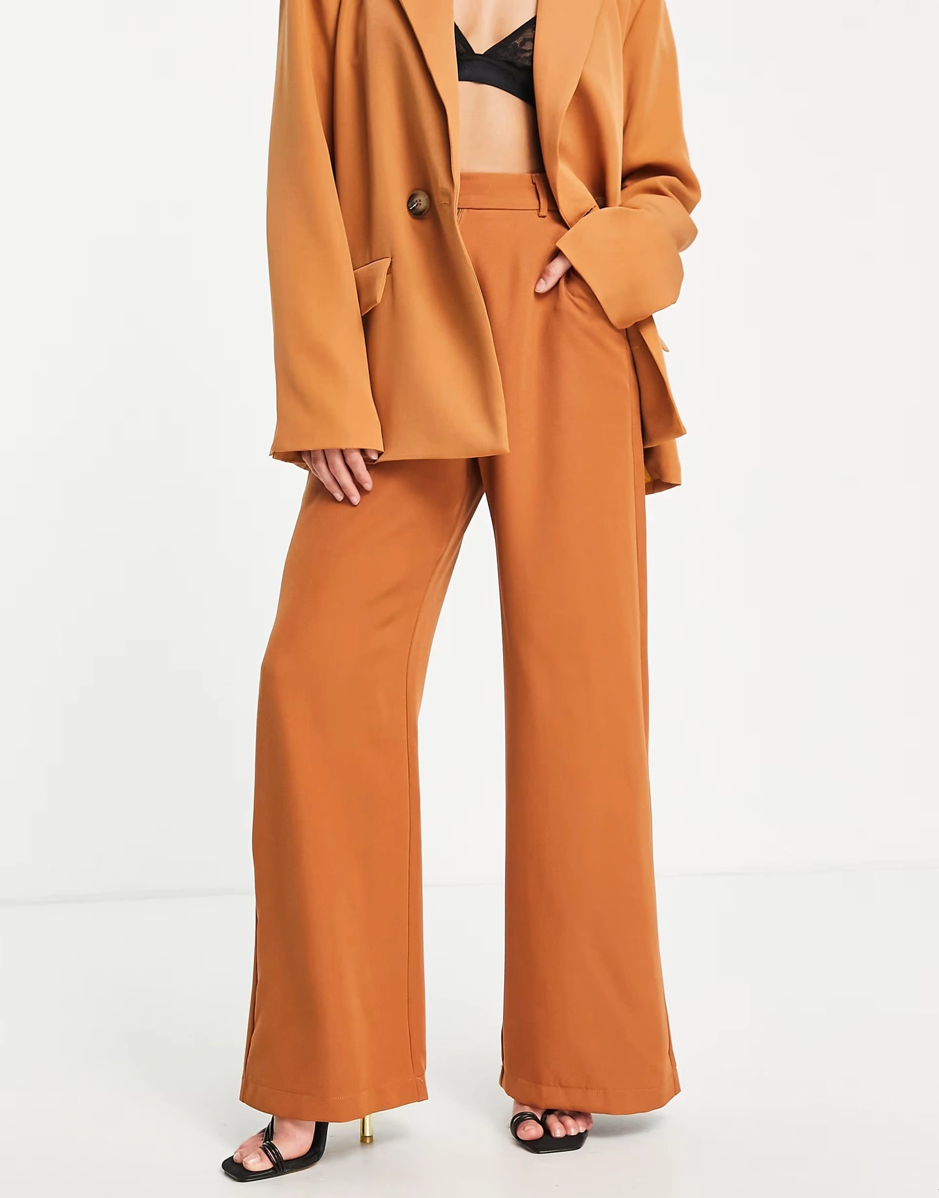 NaaNaa Petite Womens High Waisted Straight Leg Trouser in Camel
