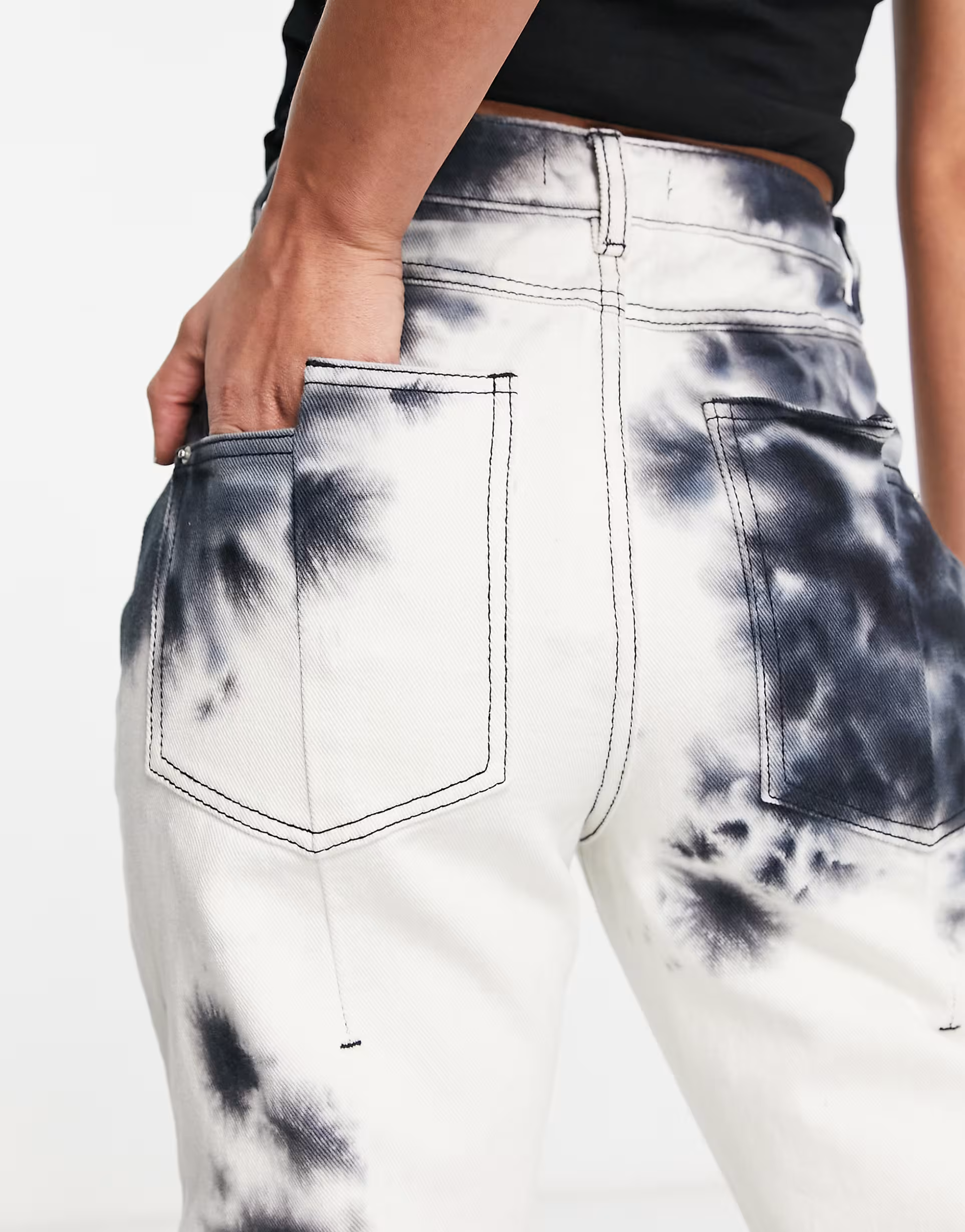 Urban Bliss Womens Straight Leg Jeans in Black ink Print In Black