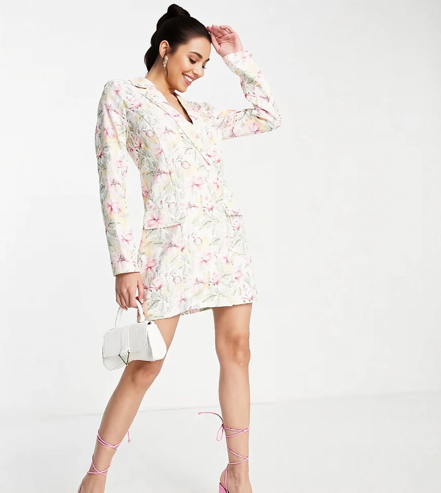 Saint Genies Womens Tailored Blazer Dress in Floral Print In Multi