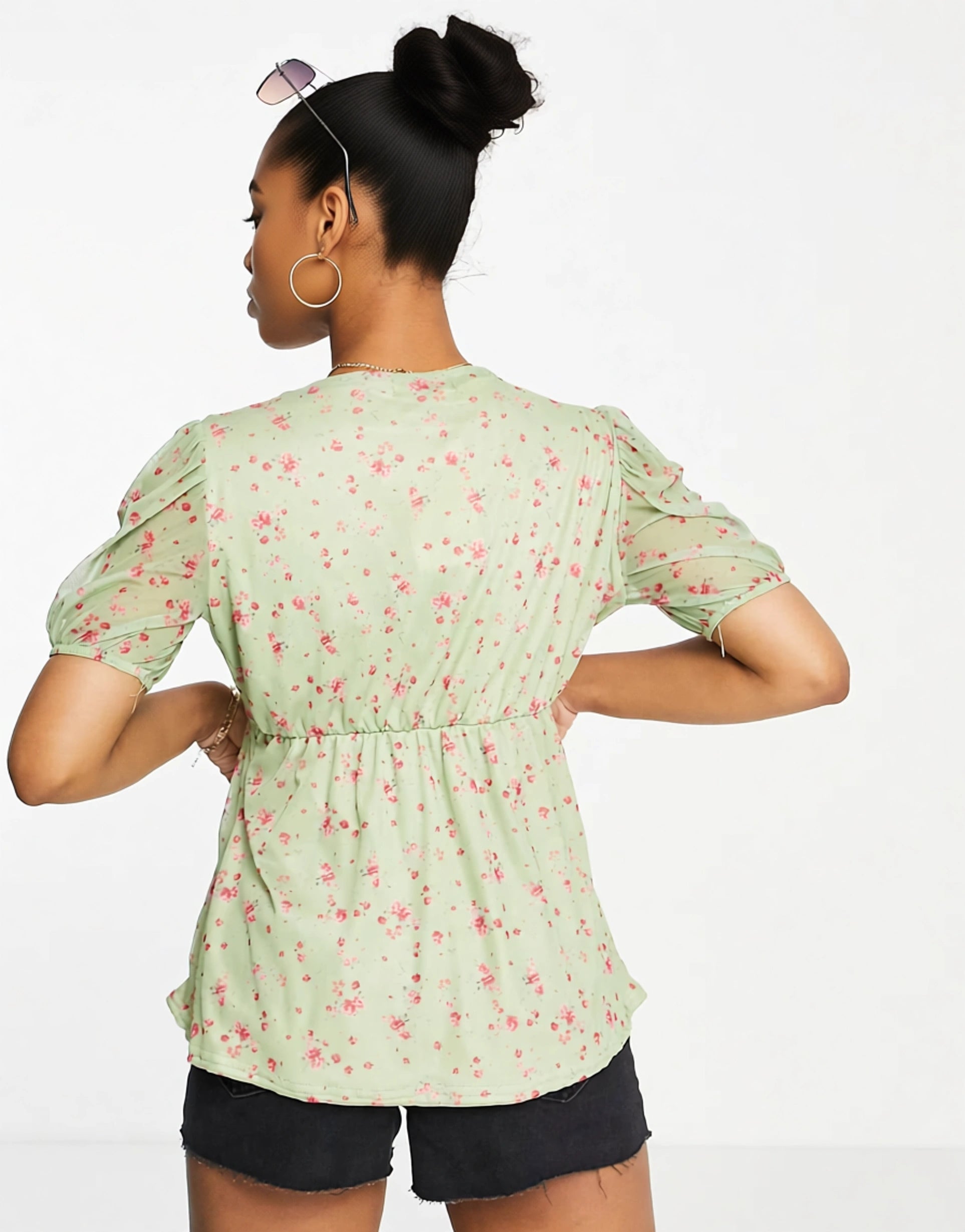 In The Style Womens X Perrie Sian Puff Sleeve Button Front Blouse In Lime Floral Print