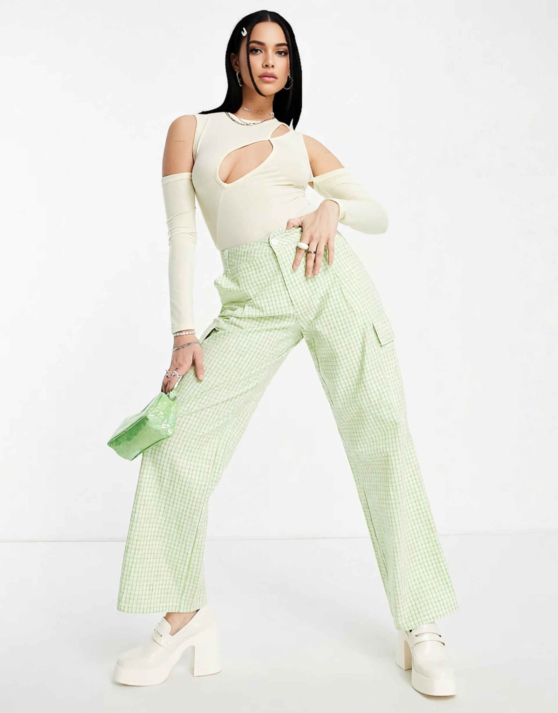 Daisy Street Womens Asymmetric Cut Out Body With Sleeve Detail in Cream
