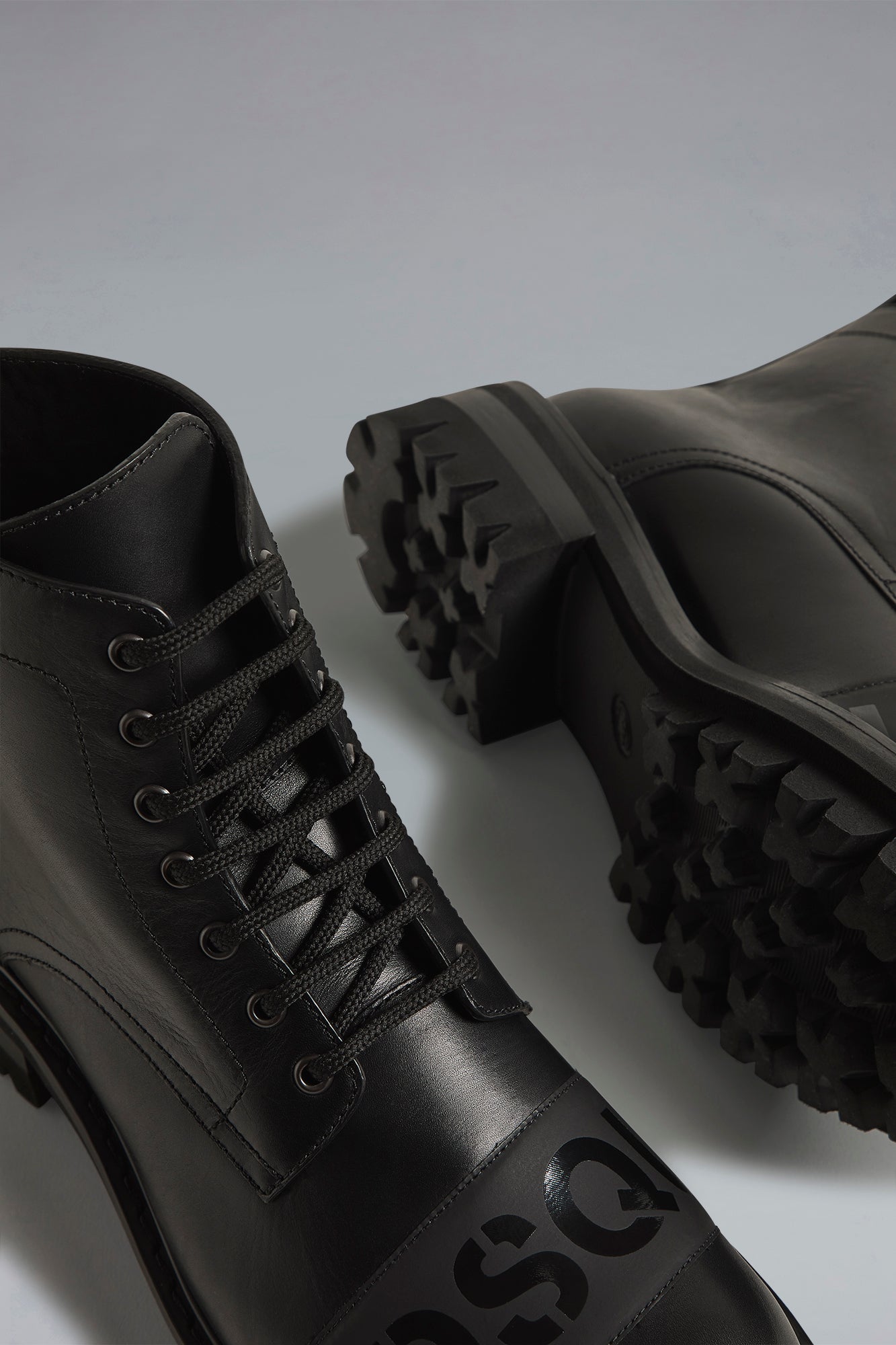 Dsquared2 Men's Lace-Up Boots in Black
