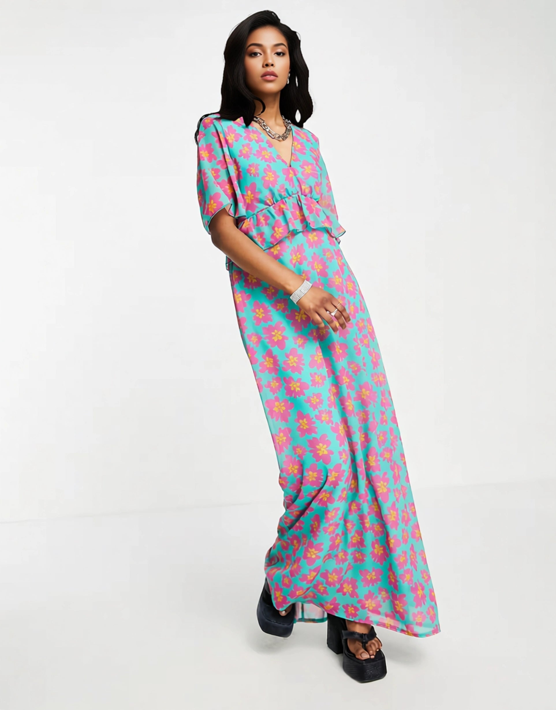 Womens Twisted Wunder Maxi Dress In Bright Floral With Frill Detail