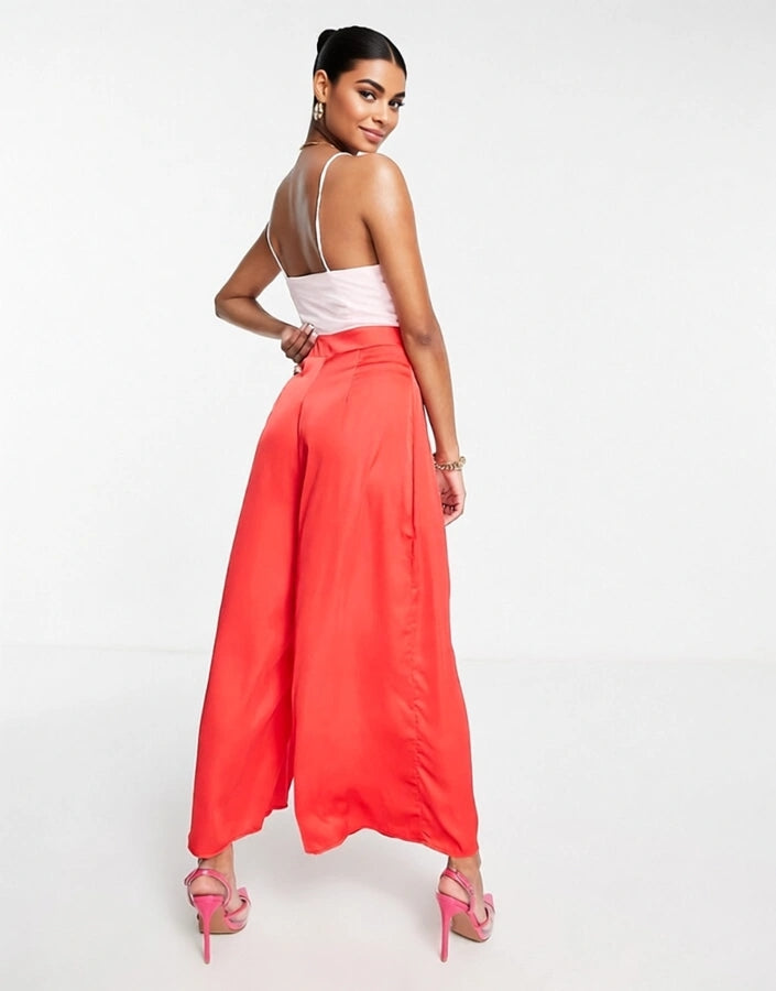 Collective The Label Petite Womens Contrast Wide Leg Jumpsuit in Red Colour Block In Red