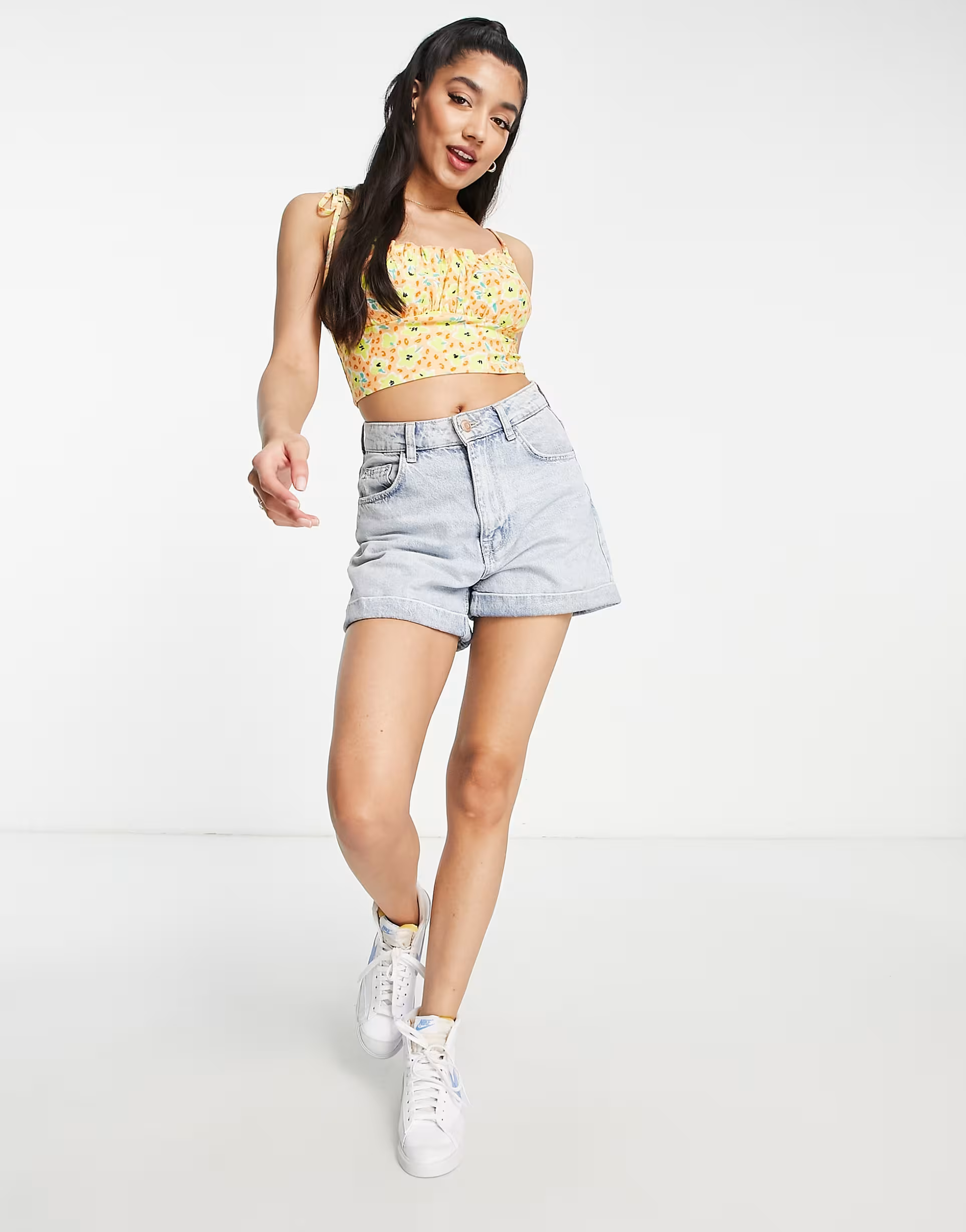 Wednesday's Girl Womens Tie Strap Ruched Bust Cami Crop Top In Spring Floral In Multi
