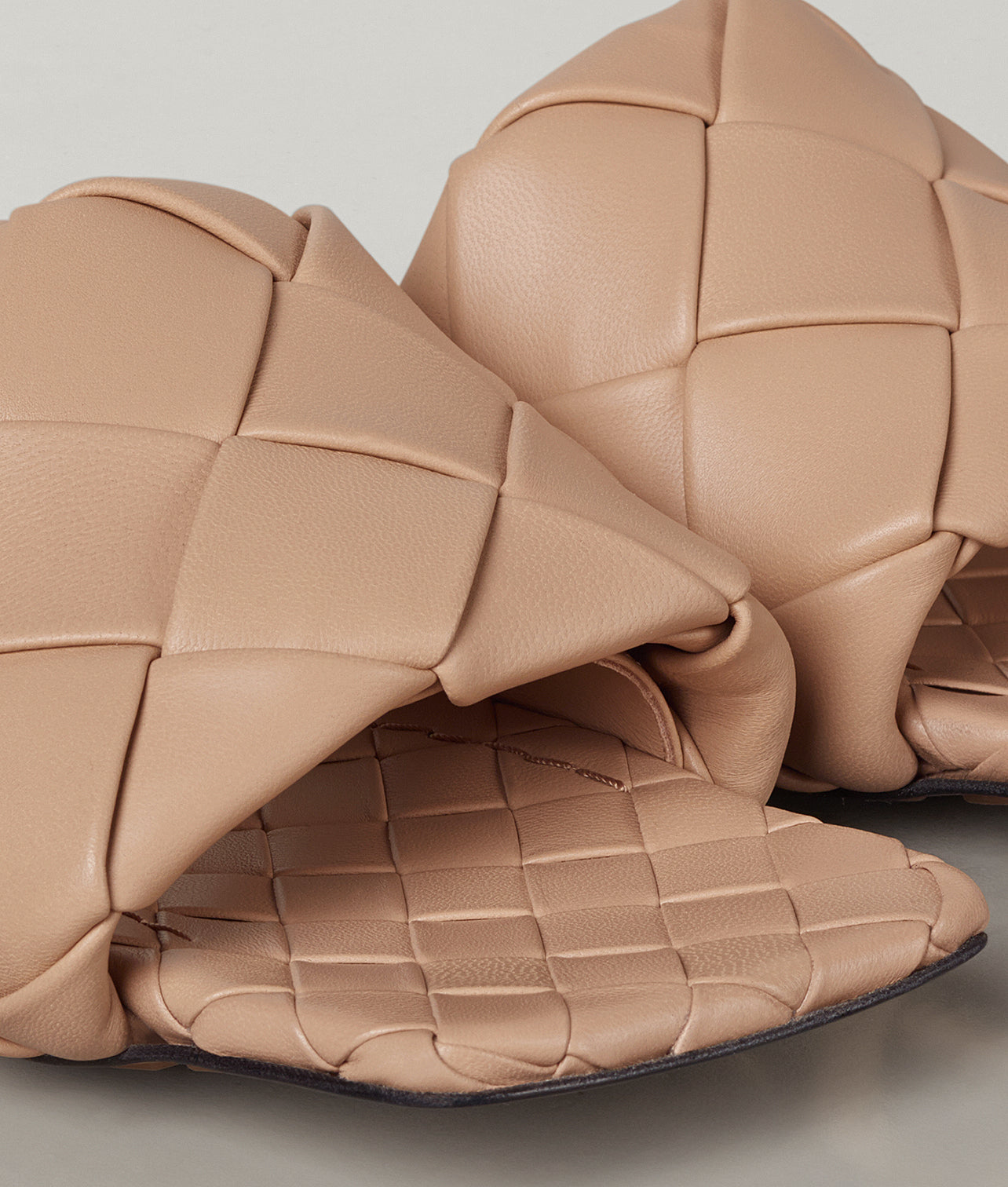 Bottega Veneta Women's Sandals in Beige