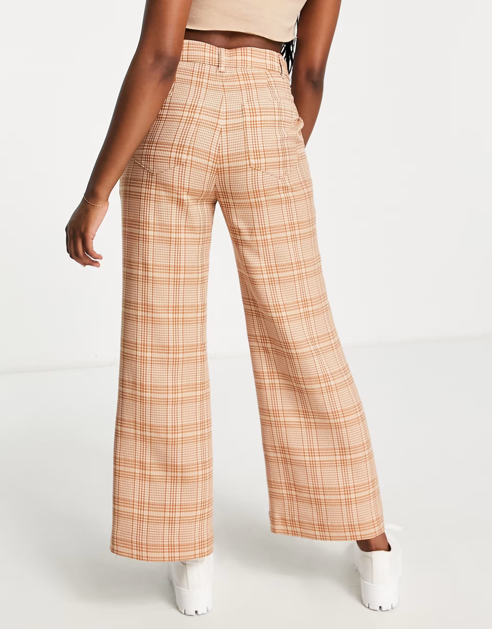 & Other Stories Womens Wide Leg Trousers in Beige Check Print In Neutral