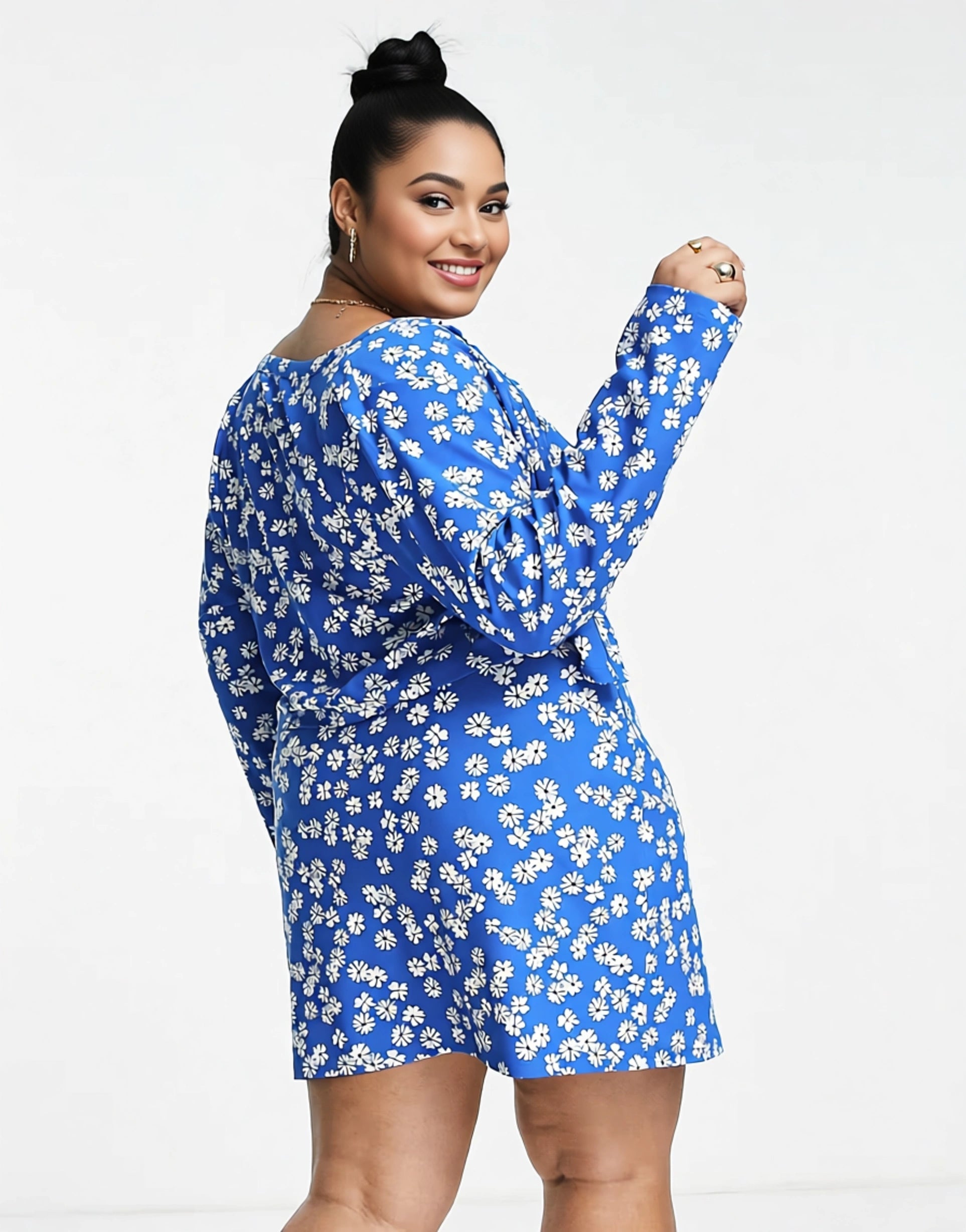 Wednesday's Girl Womens Curve Mini Cami Slip Dress With Cropped Cardigan Set in Blue Floral