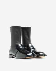 Maison Margiela Men's Loafers in Black