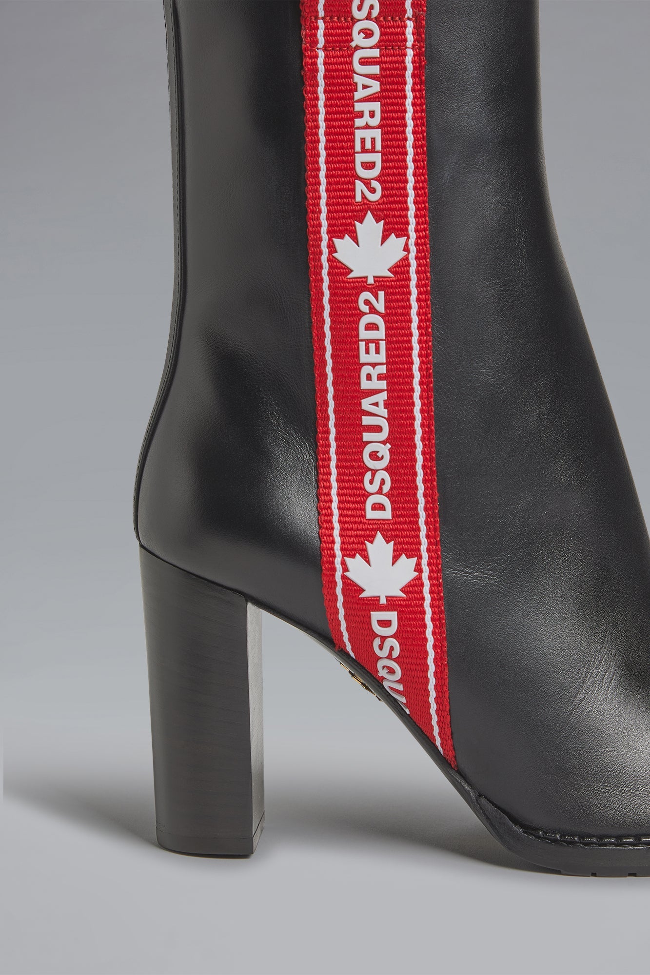Dsquared2 Women's Heeled Boots in Black