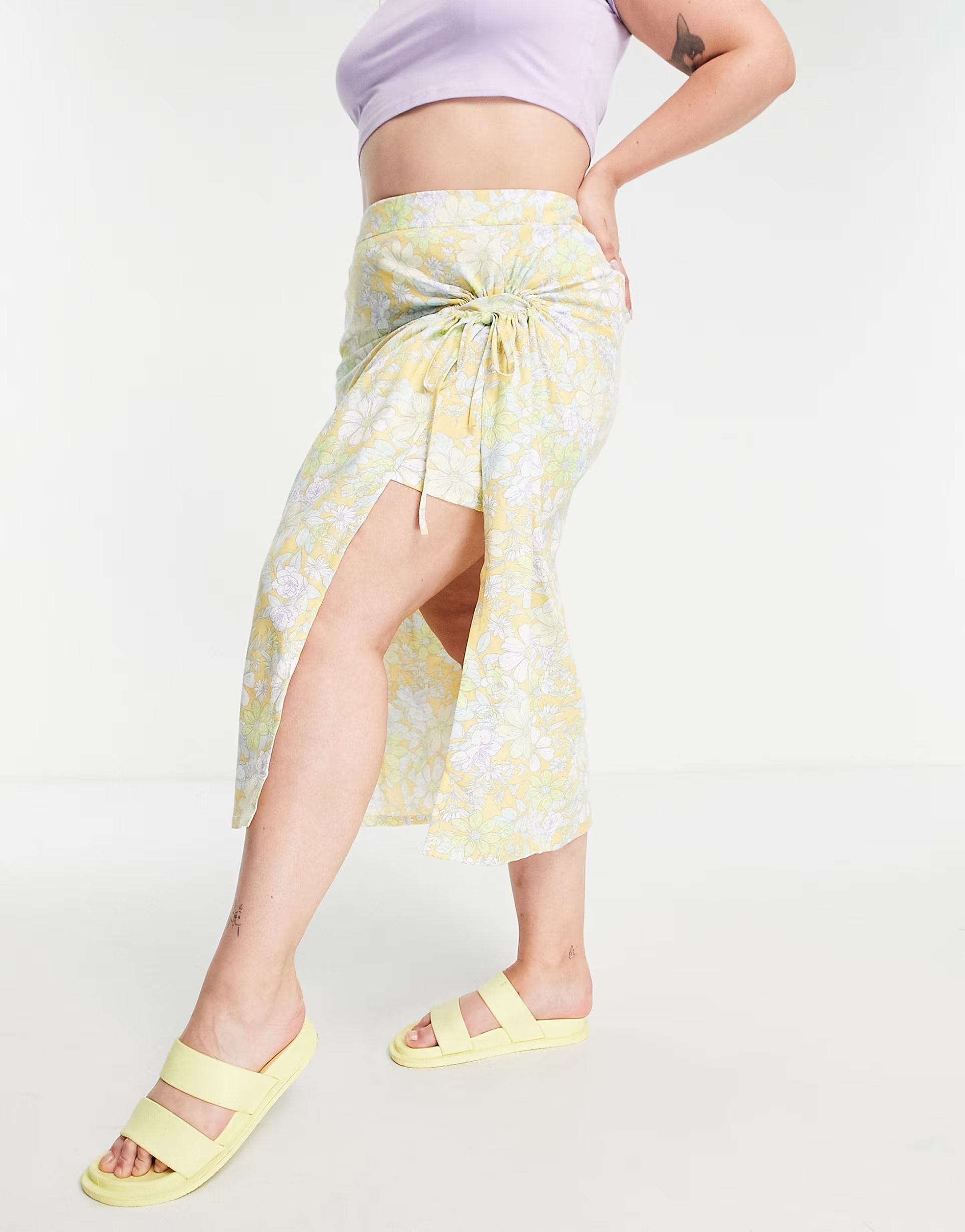 Simply Be Womens Linen Wrap Midi Skirt in Yellow Floral