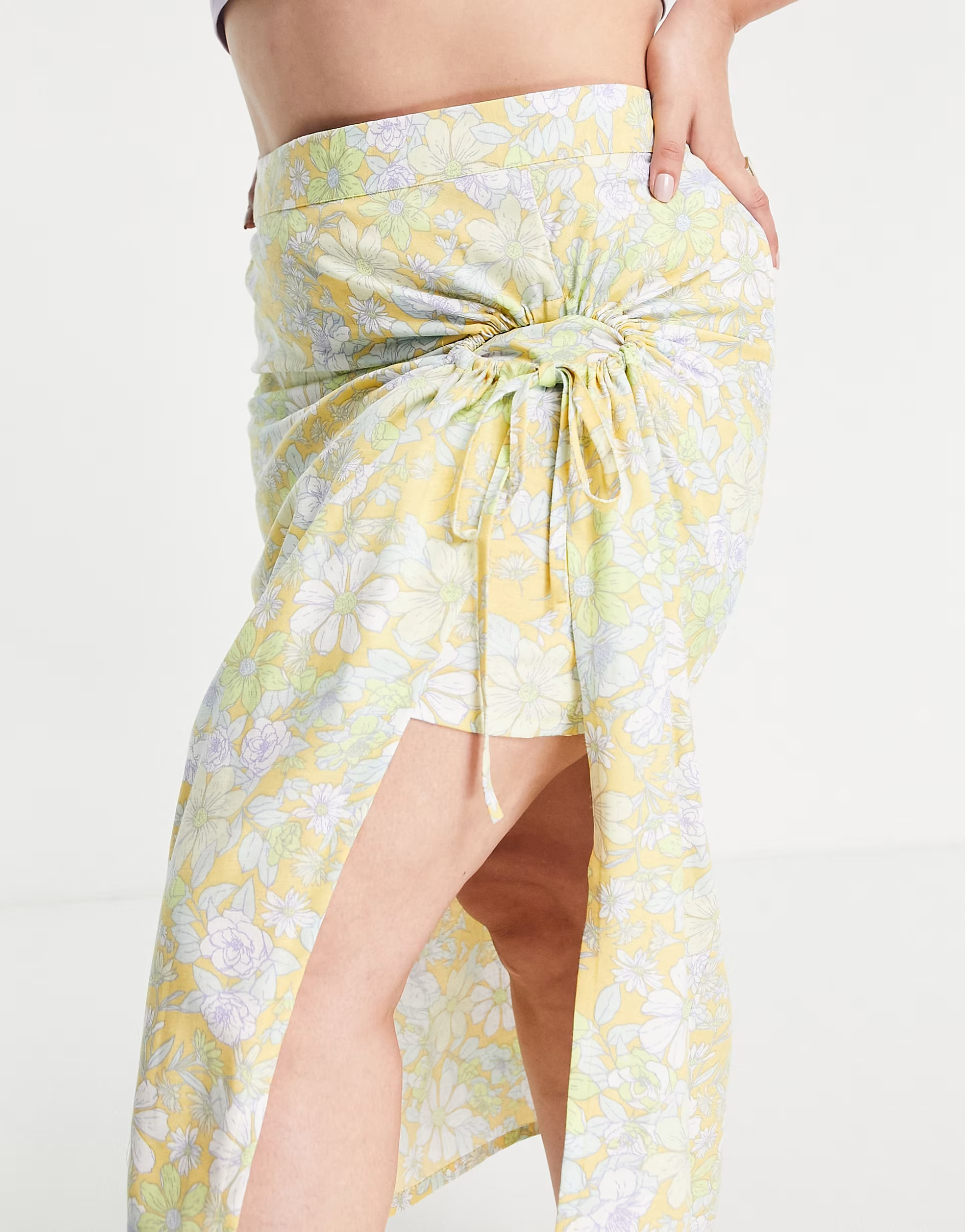 Simply Be Womens Linen Wrap Midi Skirt in Yellow Floral