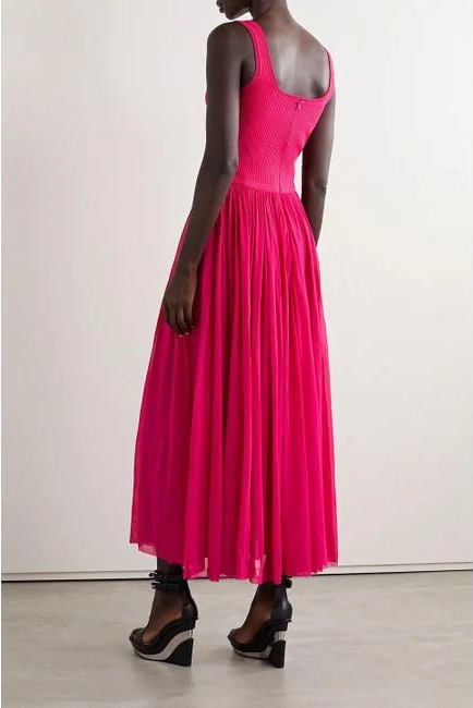 Alexander Mcqueen Women's Maxi Dress in Pink