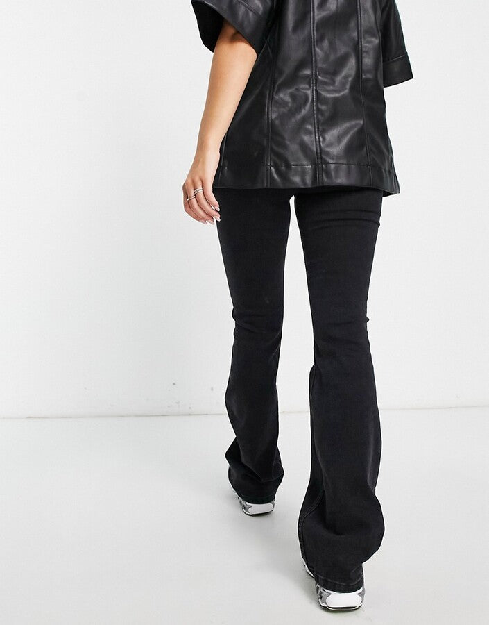 Weekday Womens Flame Low Rise Seam Detail Flared Jeans In Black