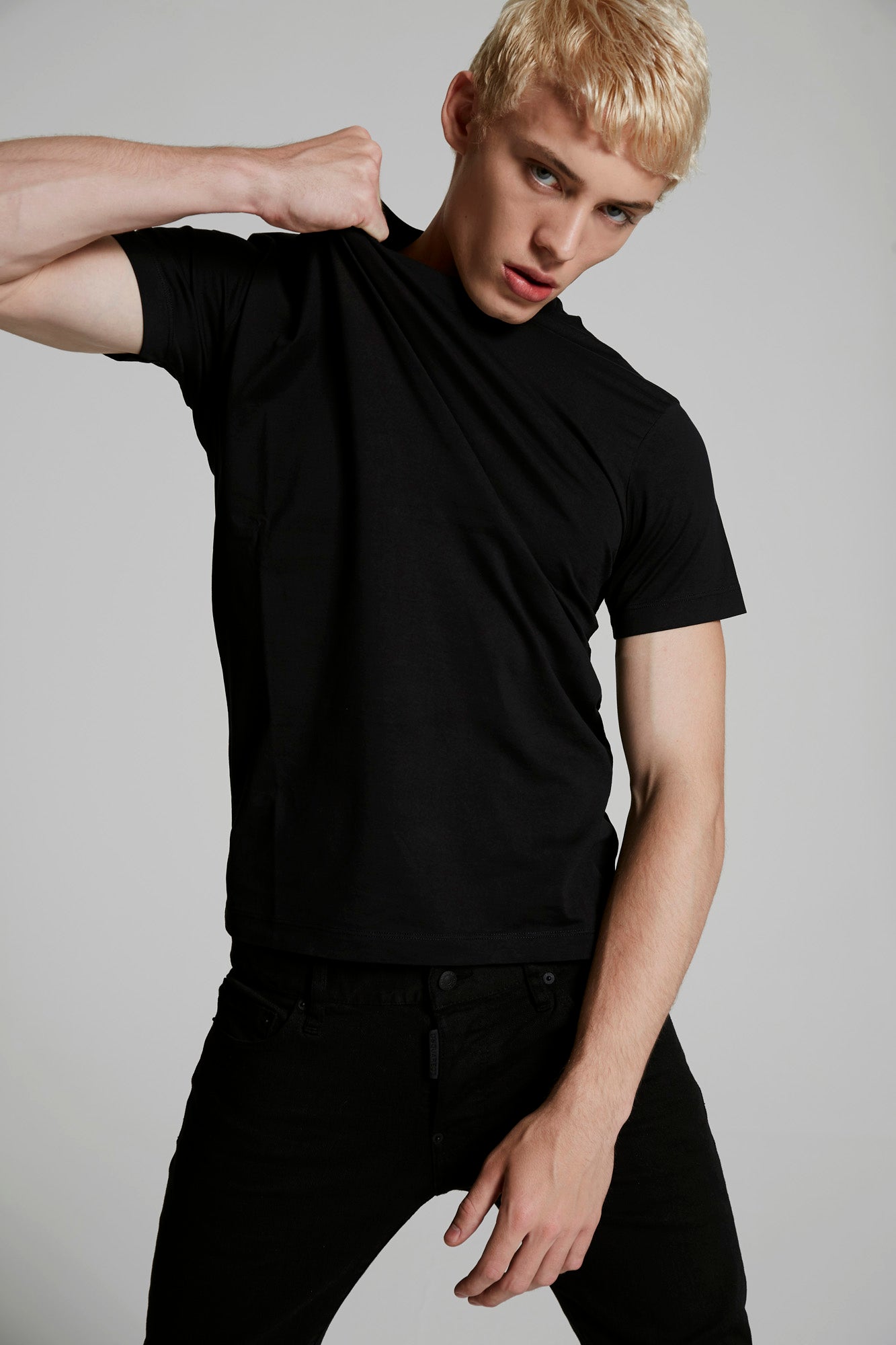 Dsquared2 Men's Short Sleeve T-Shirt in Black