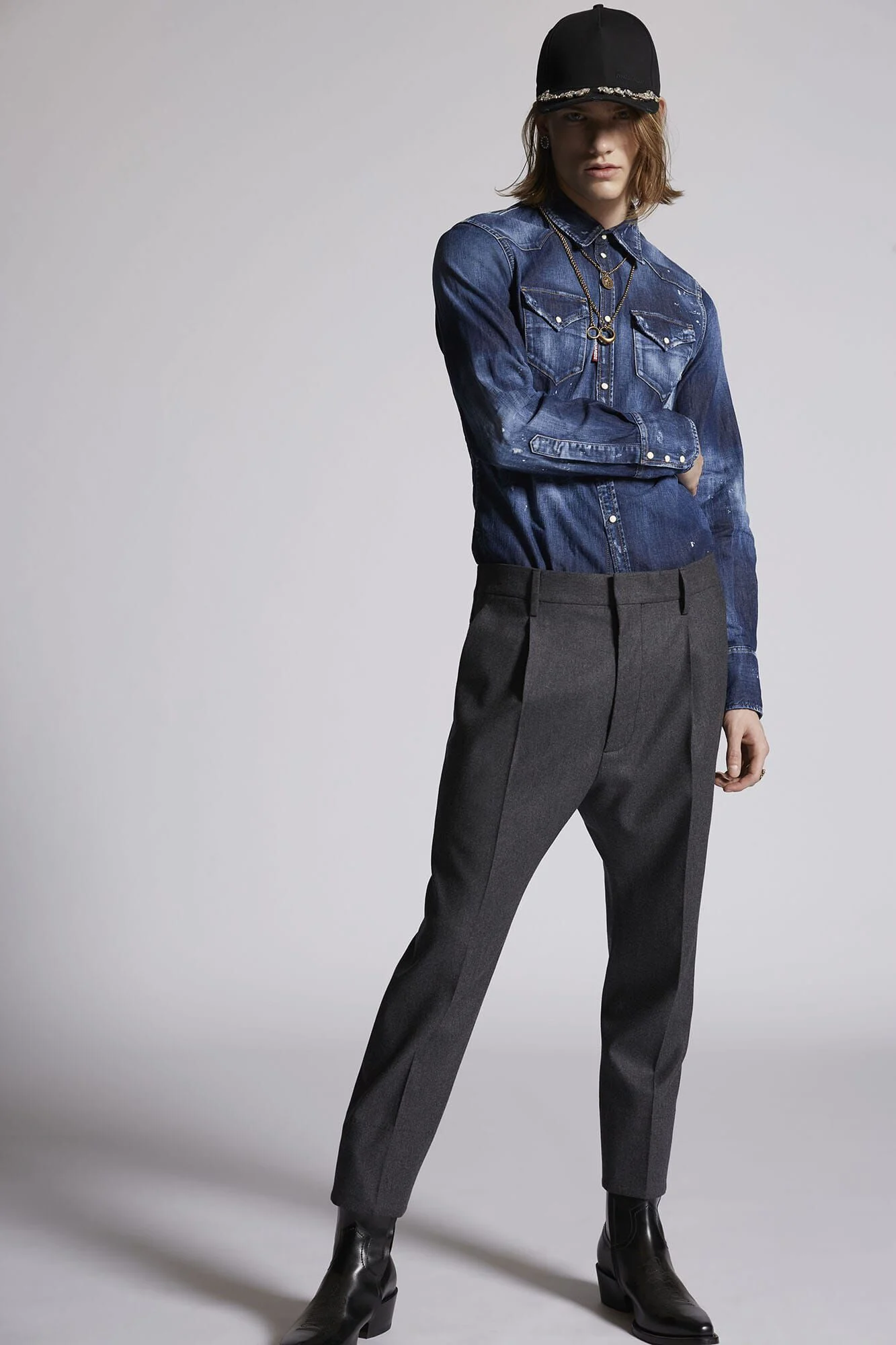 Dsquared2 Men's Trousers in Grey
