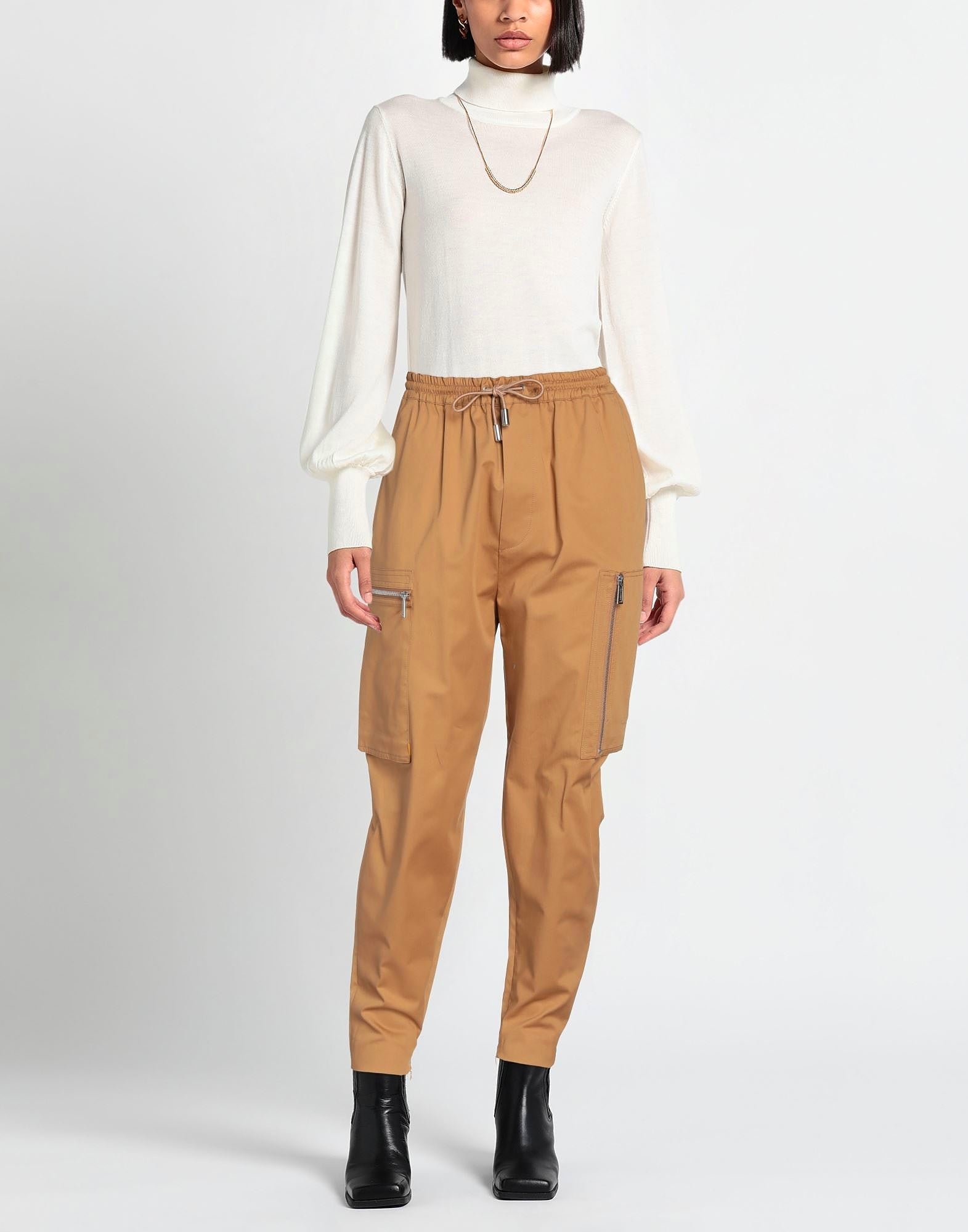 Dsquared2 Women's Trousers in Beige