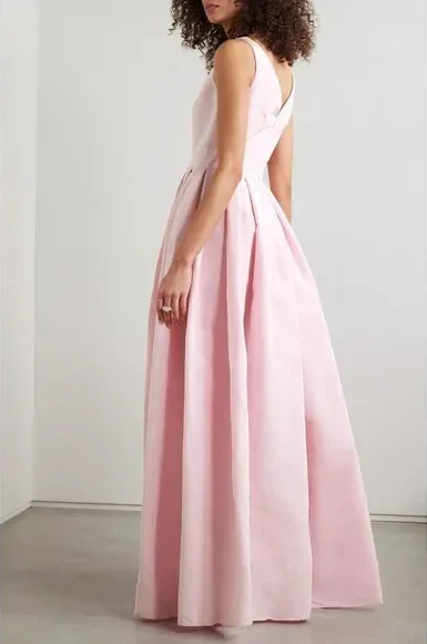 Alexander Mcqueen Women's Maxi Dress in Pink