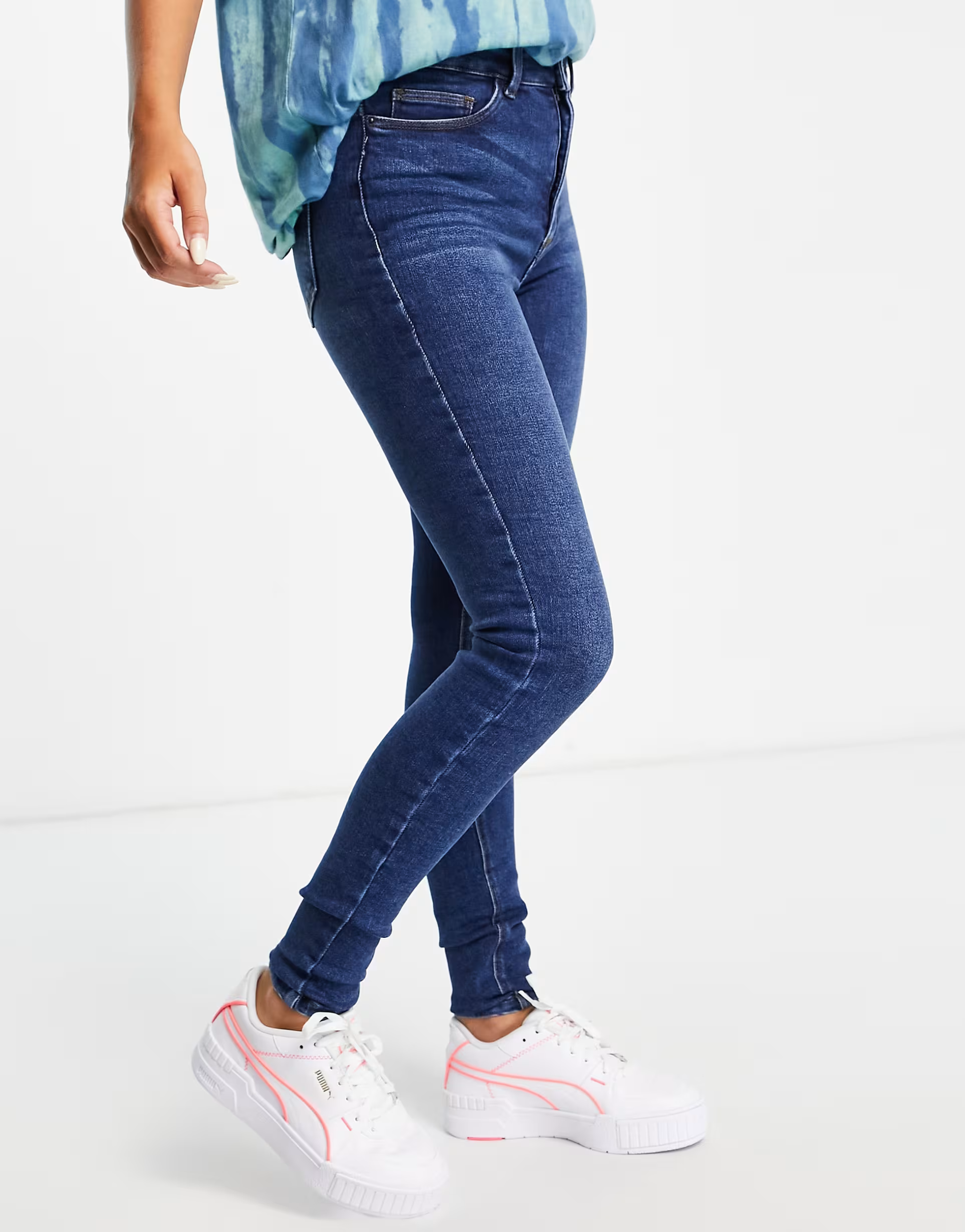 Noisy May Womens Callie High Waisted Skinny Jeans in Mid Blue Wash